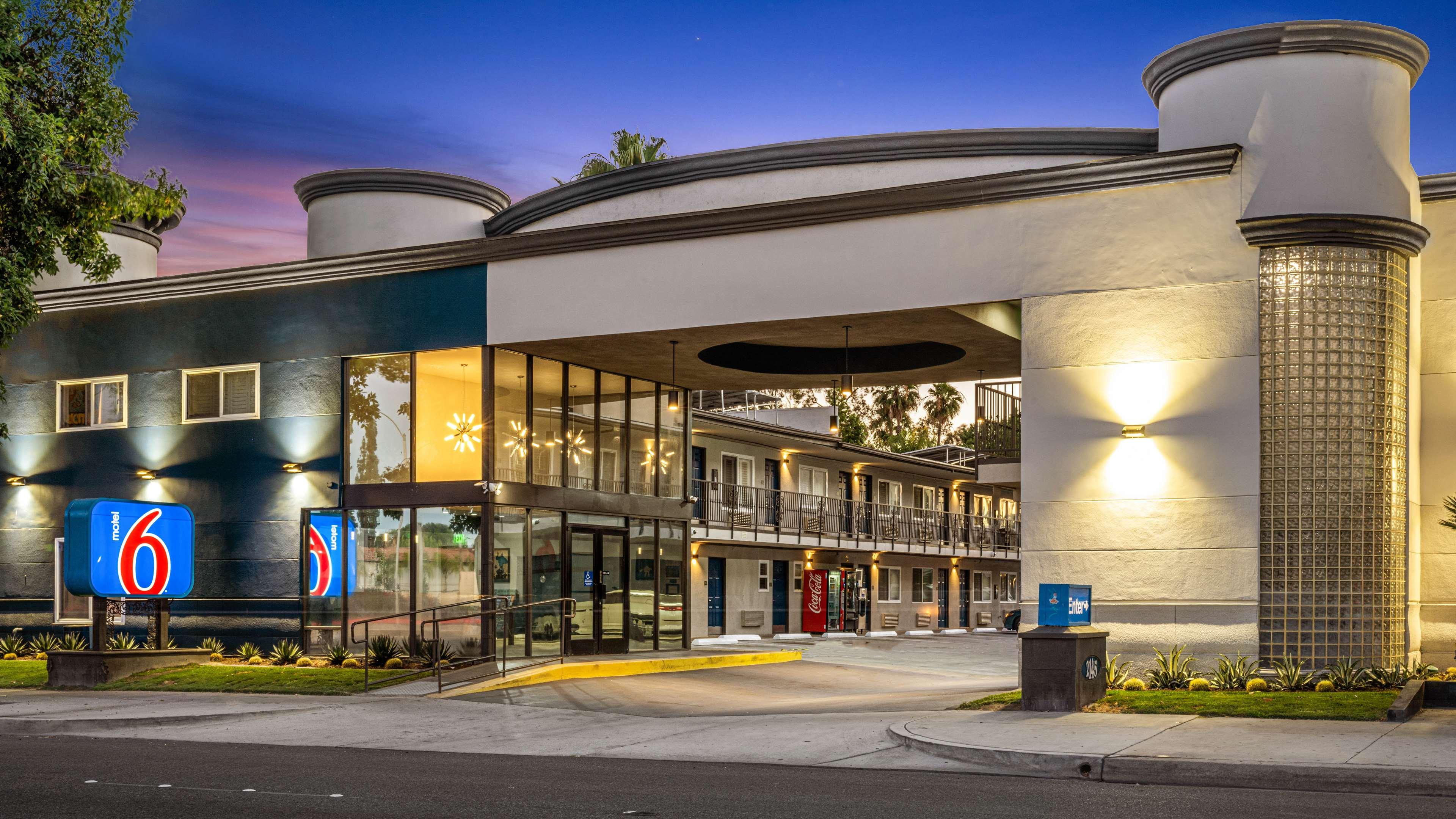 Motel 6 Anaheim, CA - Convention Center — photo 4
