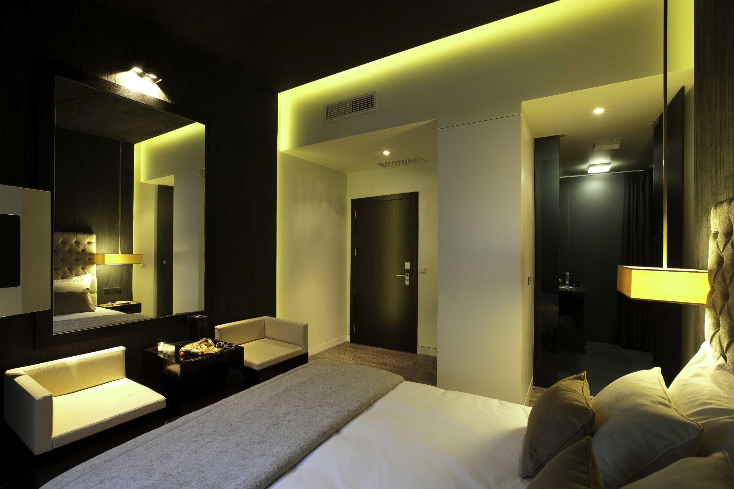 9 Hotel Mercy — photo 5