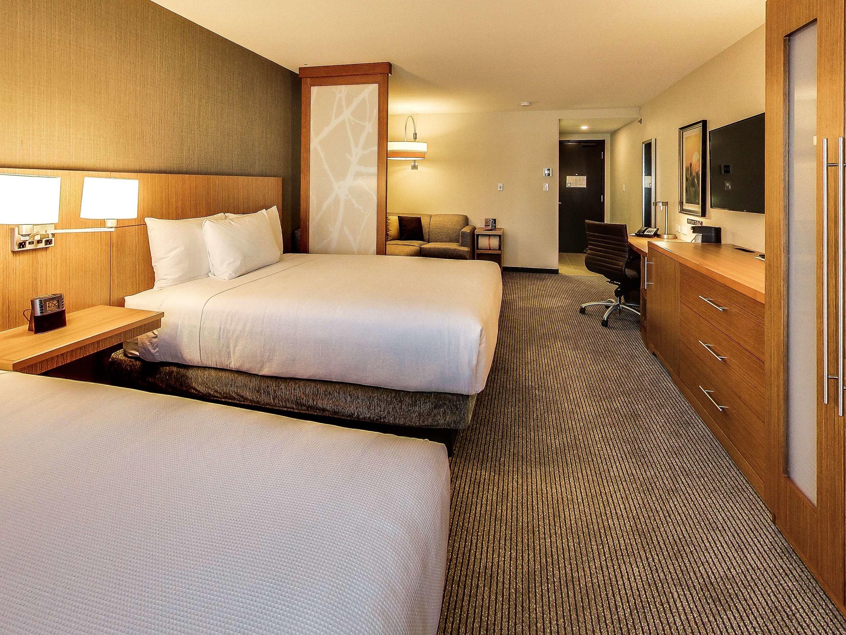 Hyatt Place Edmonton West — photo 4