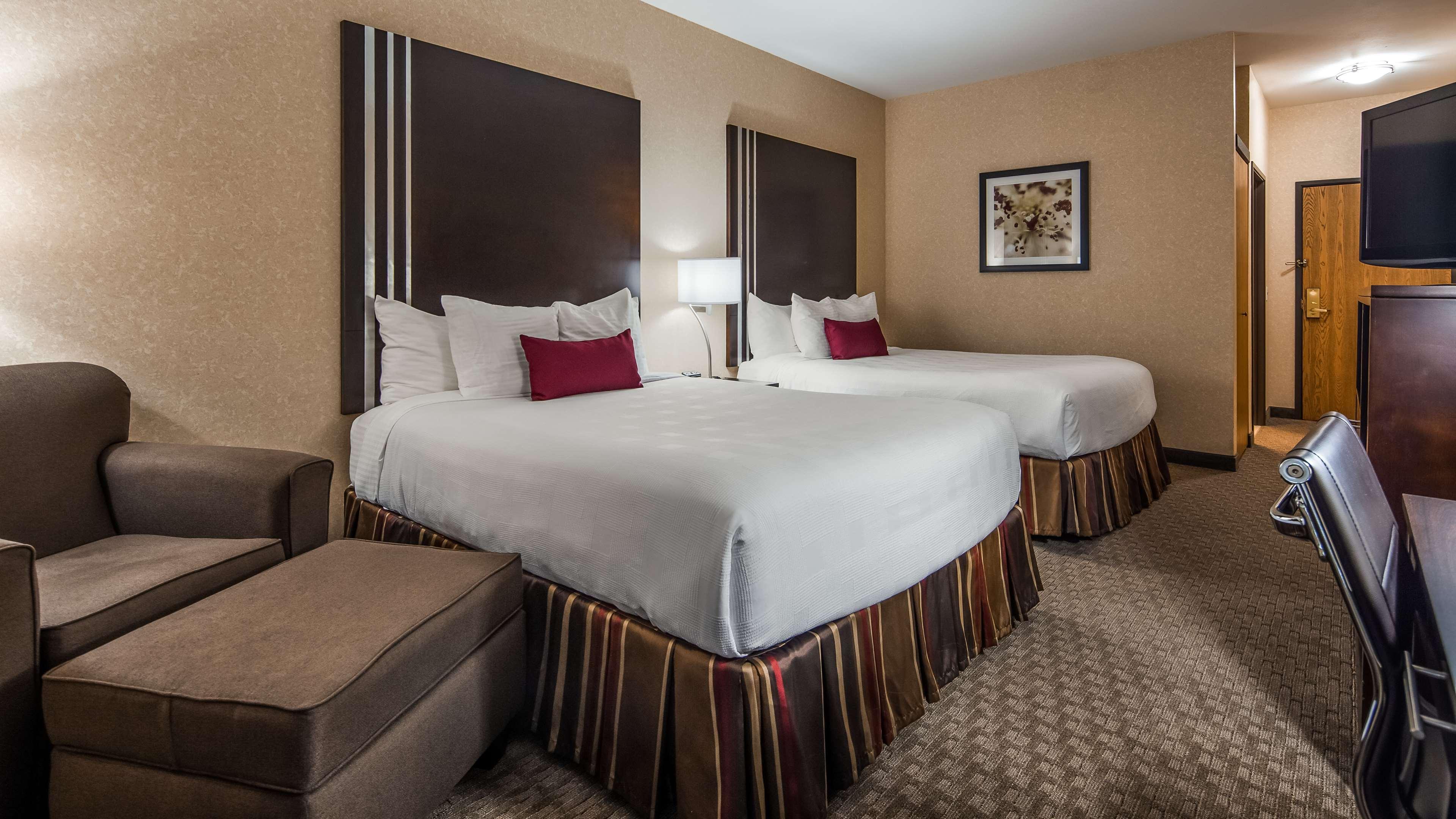 Best Western Plus Howe Inn — photo 4