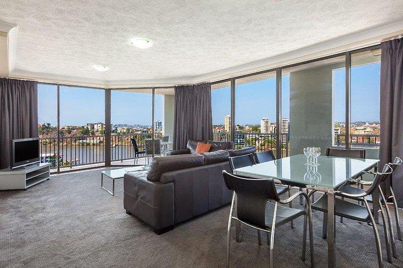 Bridgewater Apartments — photo 4