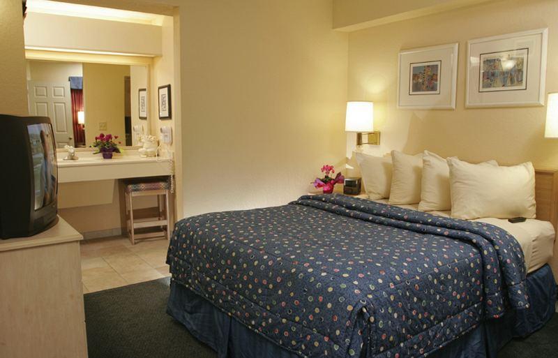 Sonesta ES Suites Orlando - International Drive — photo 4