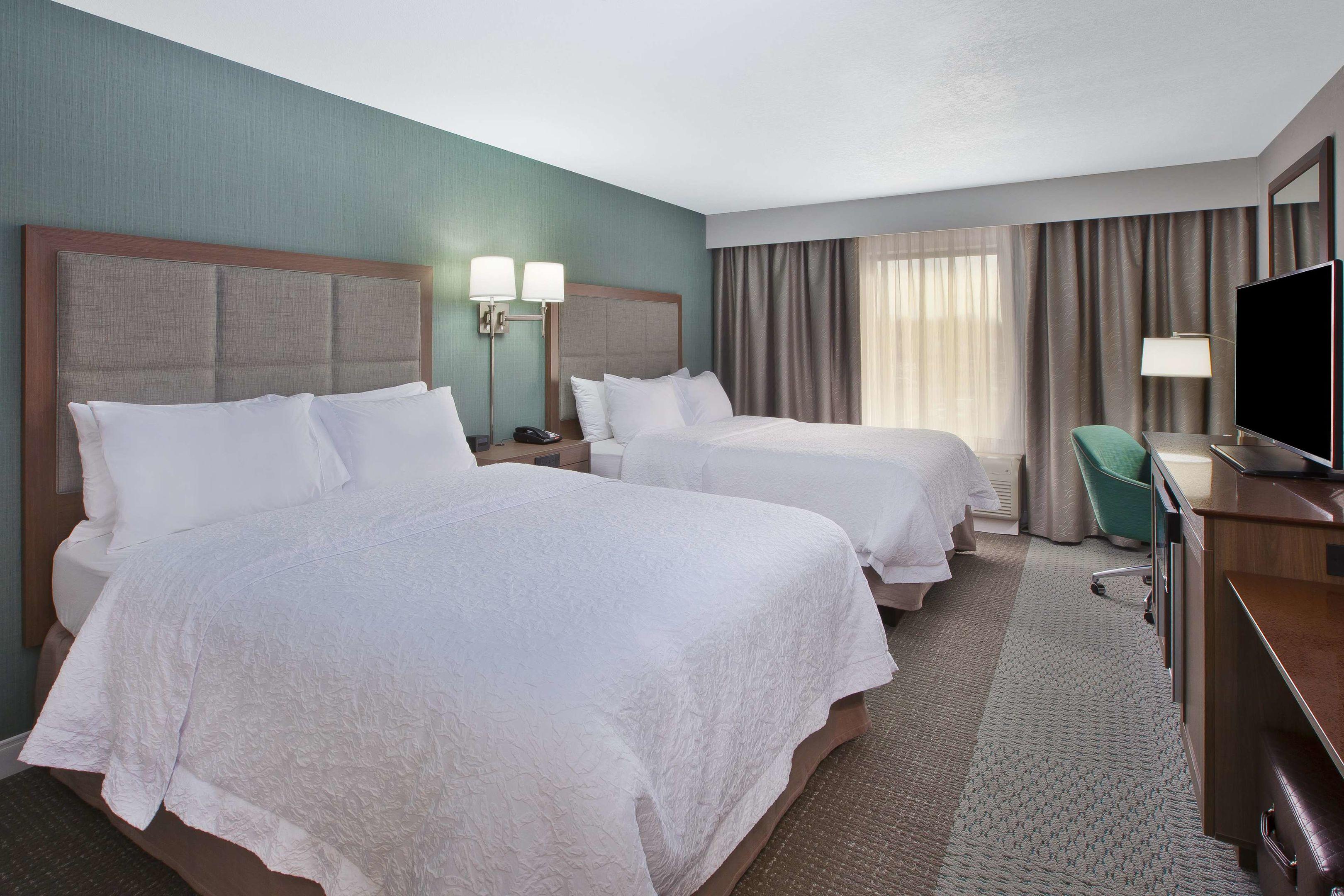 Hampton Inn & Suites Alliance — photo 5