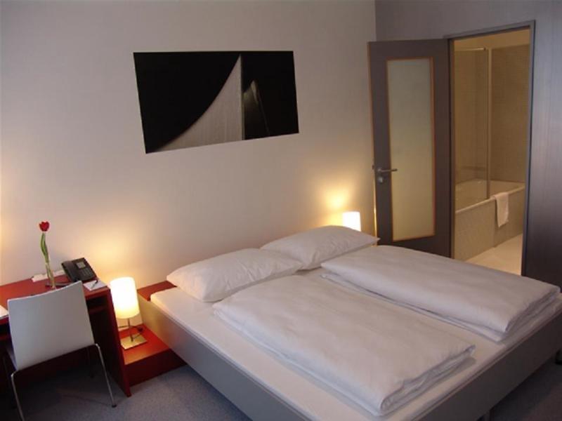 Select Hotel Berlin Gendarmenmarkt — photo 5