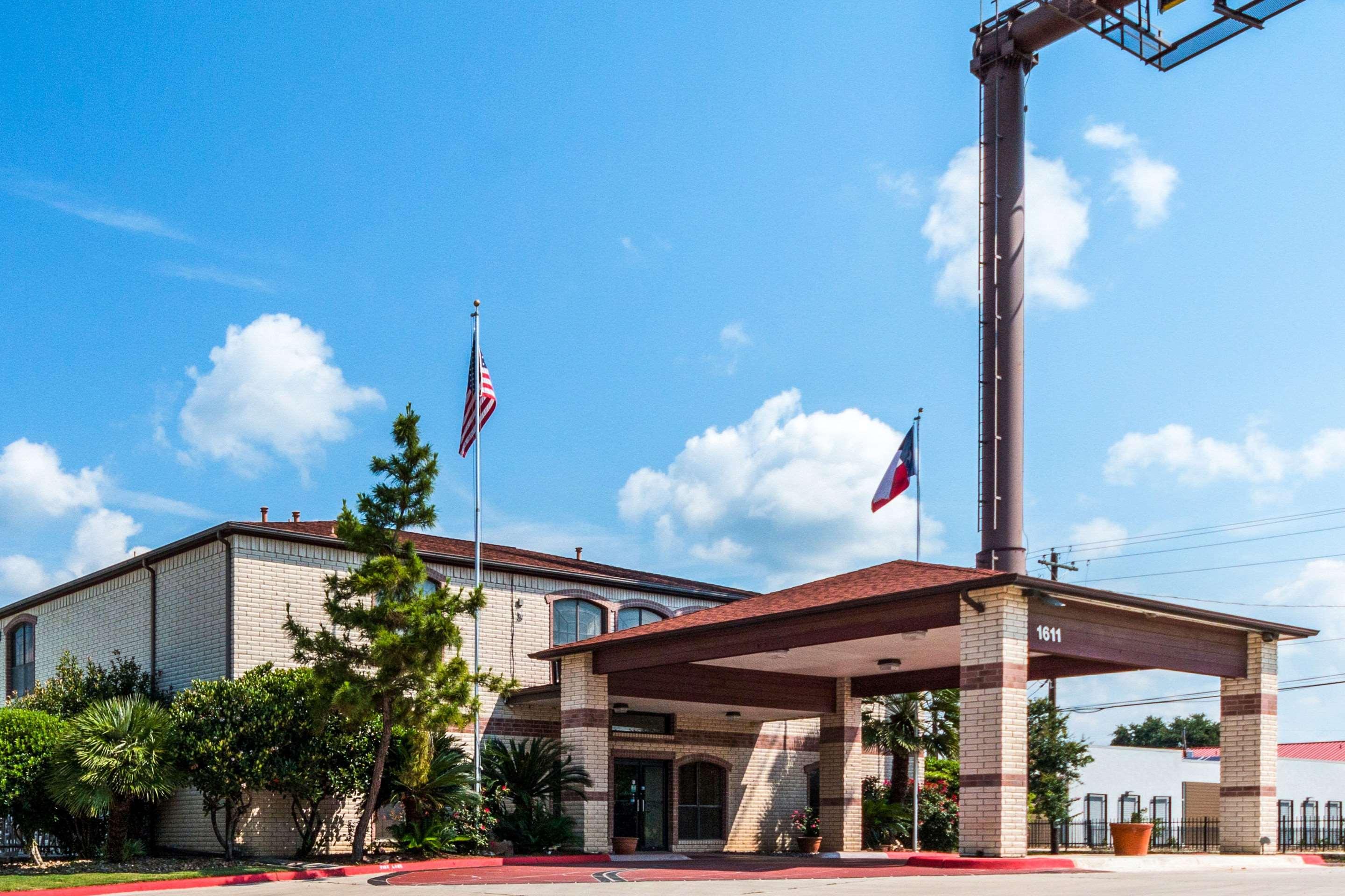 Quality Inn University Near Downtown — photo 4