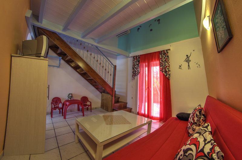 Eleni Family Apartments — photo 5