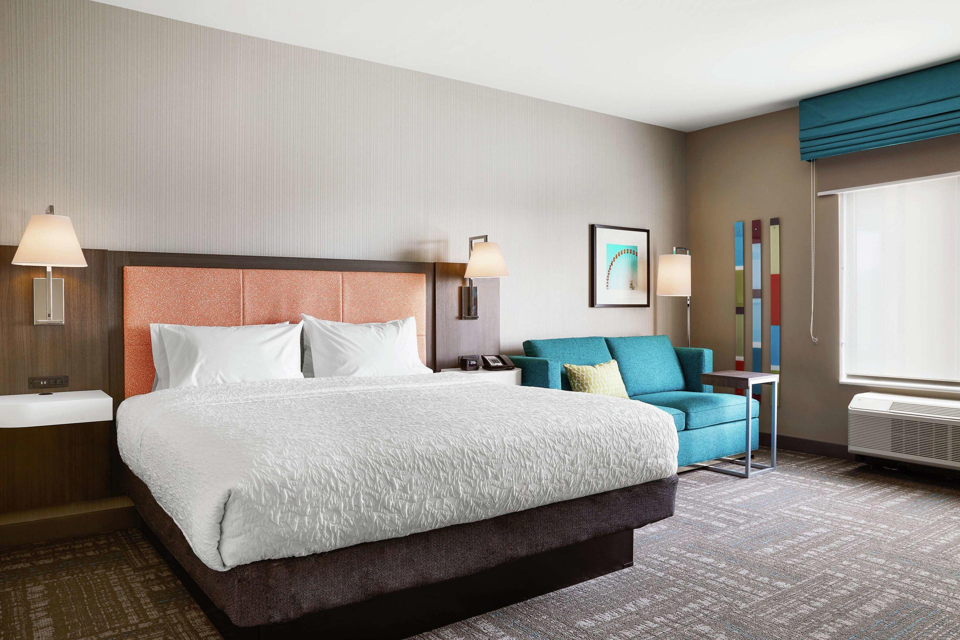 Hampton Inn & Suites Chicago Waukegan — photo 4