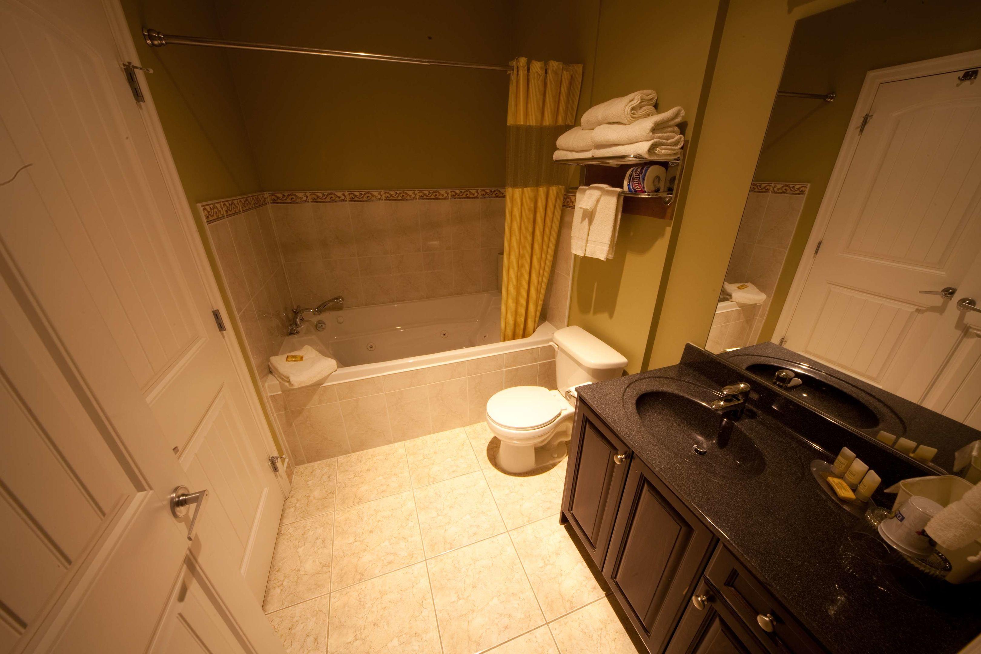 Days Inn Surrey — photo 5