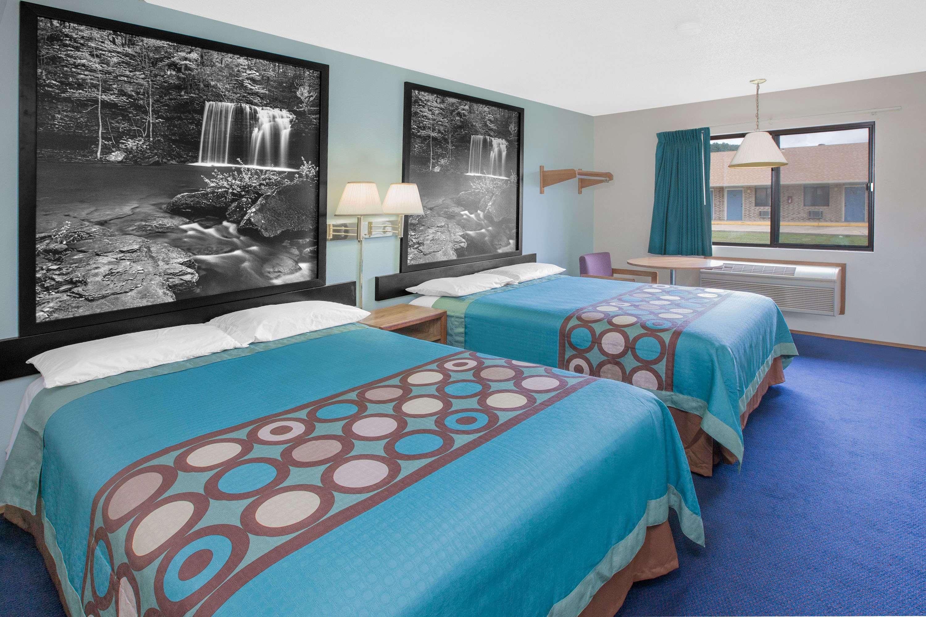 Super 8 by Wyndham Mountain Home — photo 5
