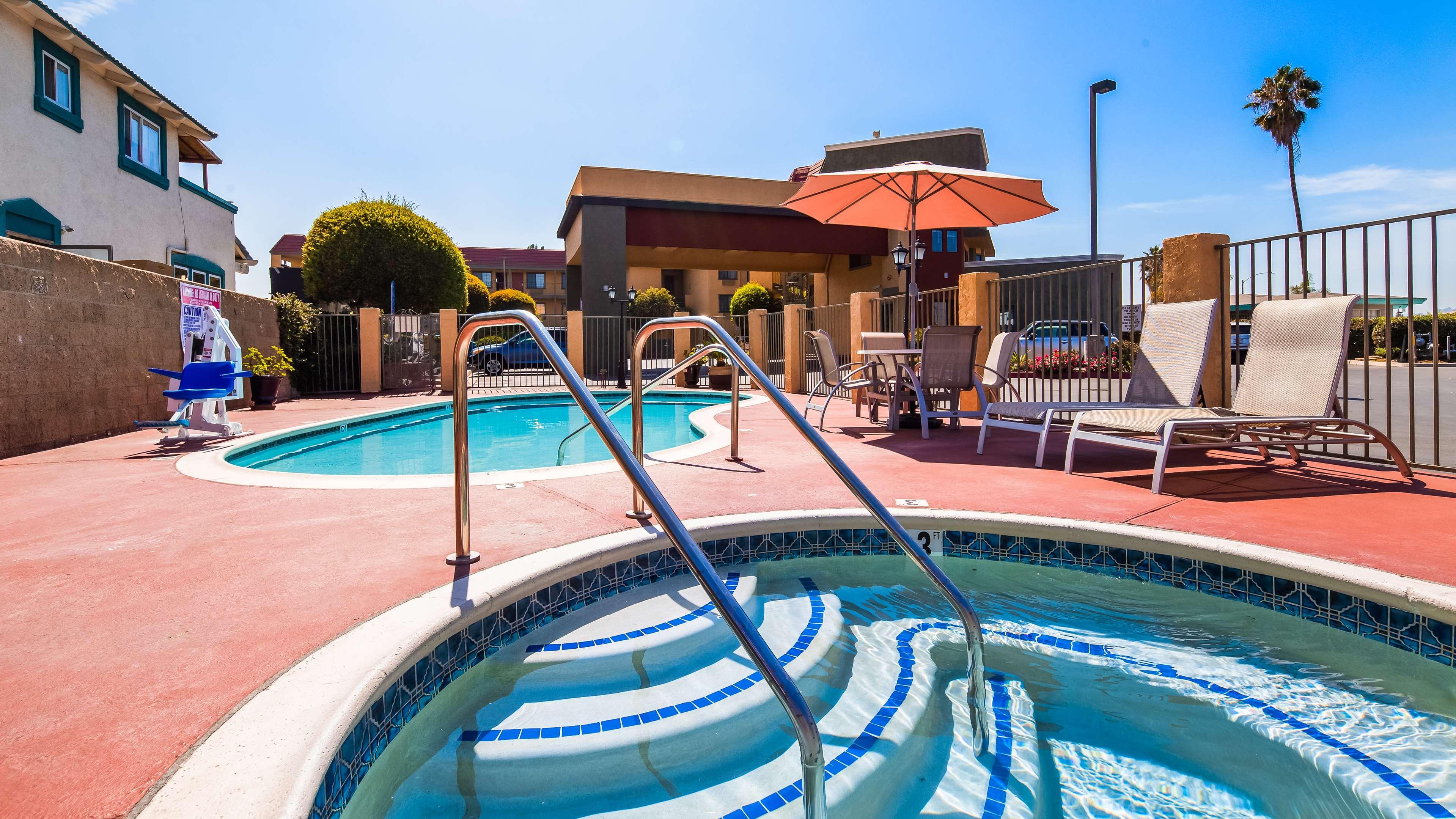 SureStay Plus Hotel by Best Western El Cajon — photo 3