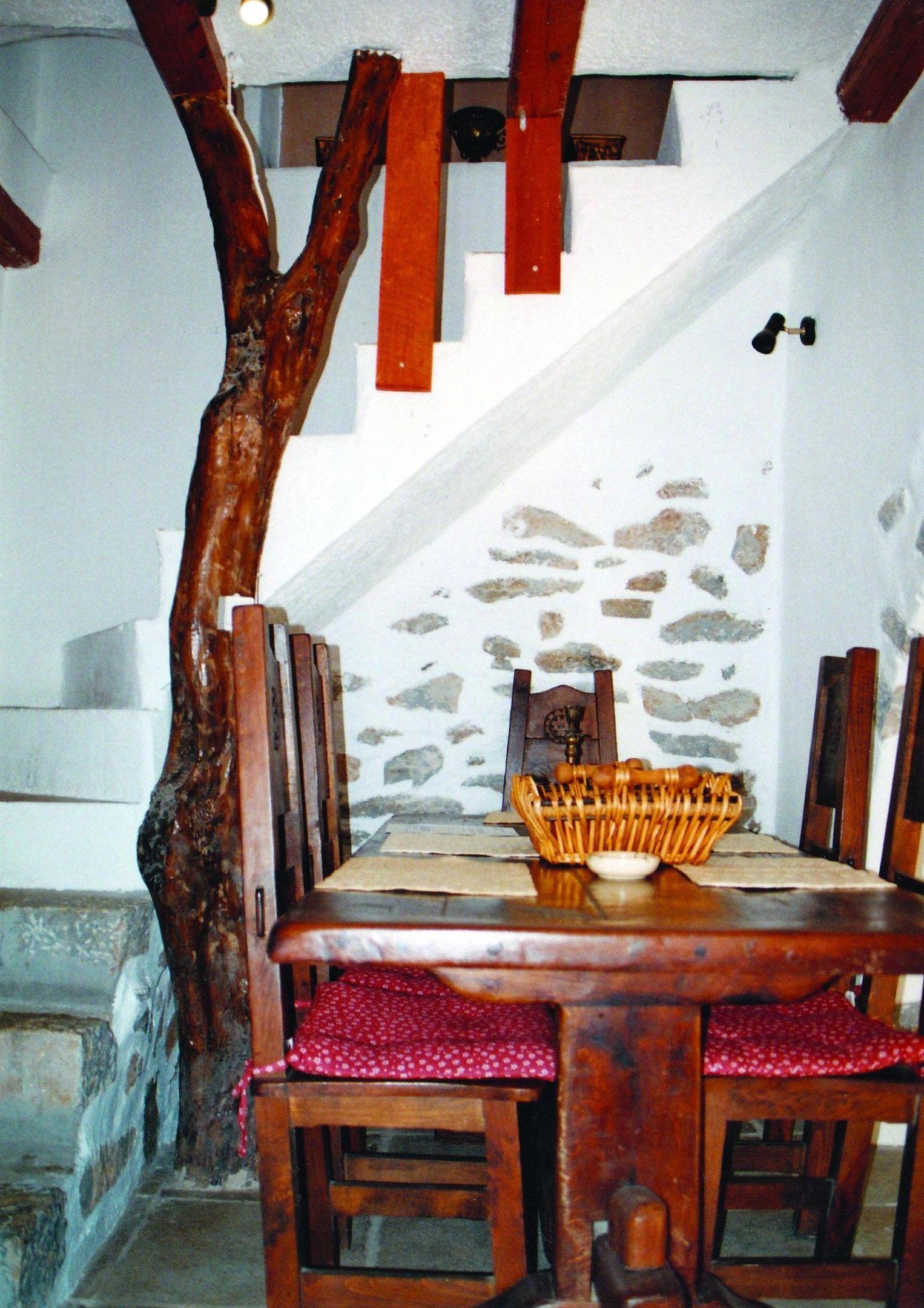 The Traditional Homes of Crete - Almond Tree Villas — photo 3