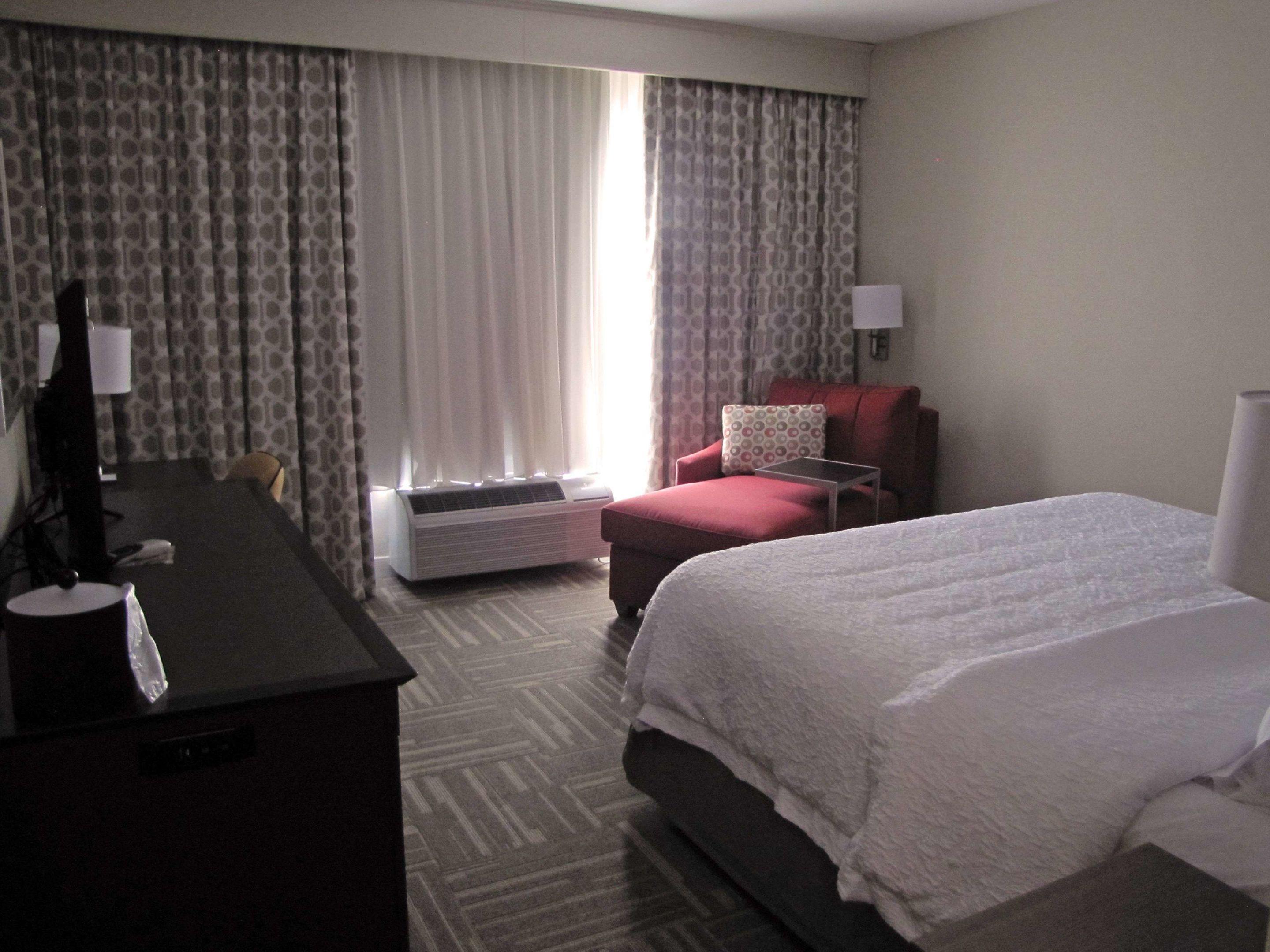 Hampton Inn McPherson — photo 5