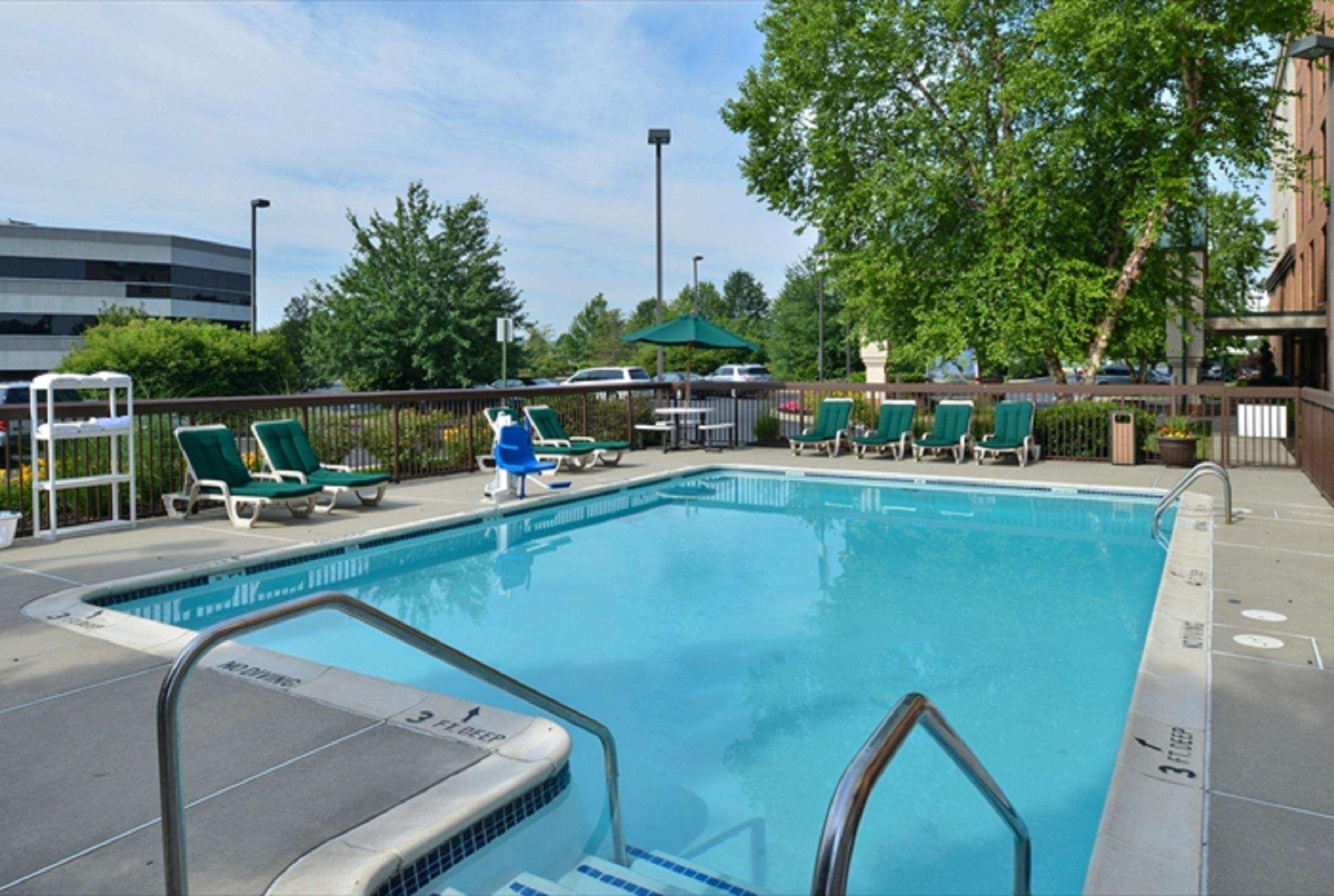 Hampton Inn & Suites Valley Forge Oaks — photo 4