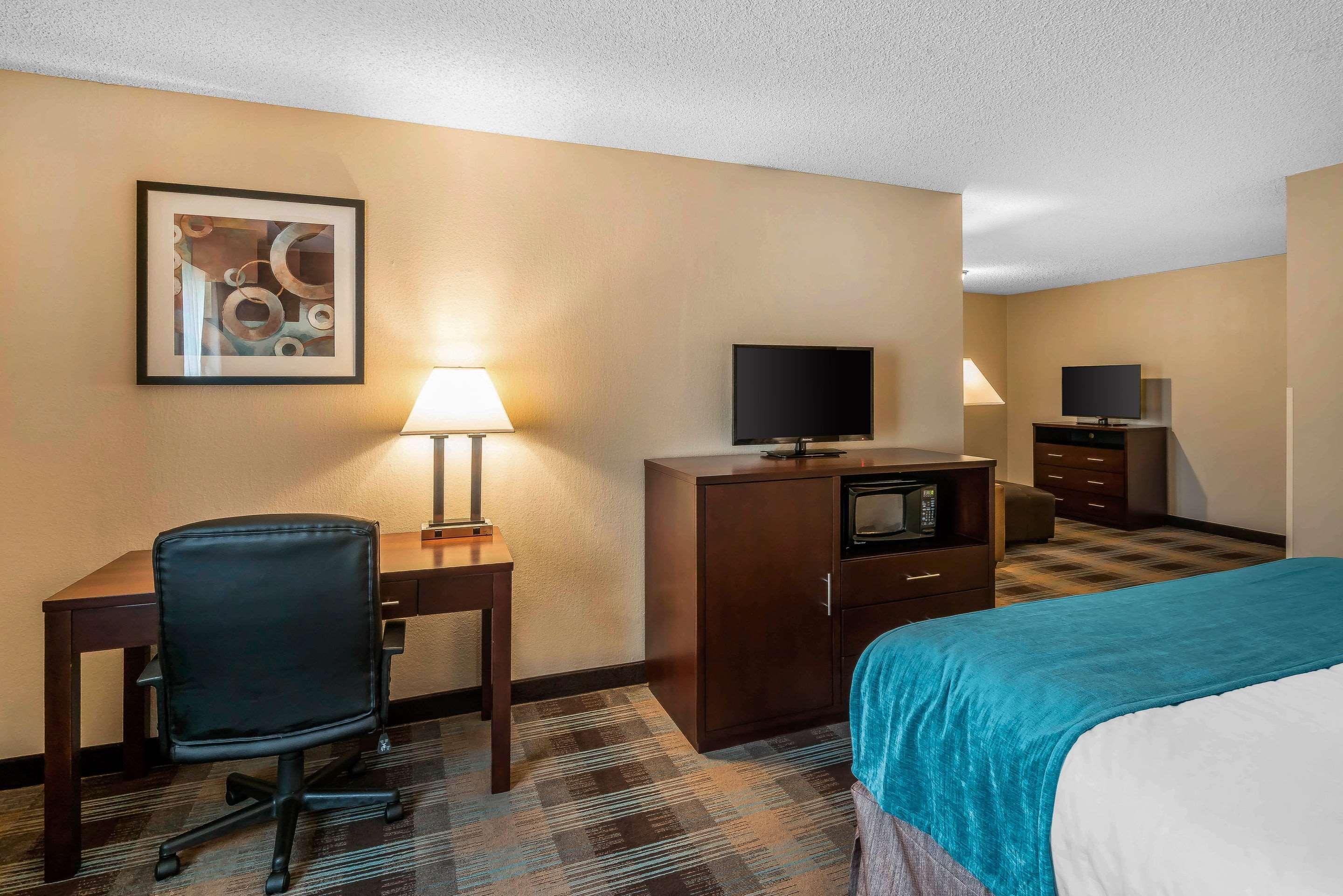 Clarion Inn Tacoma — photo 5