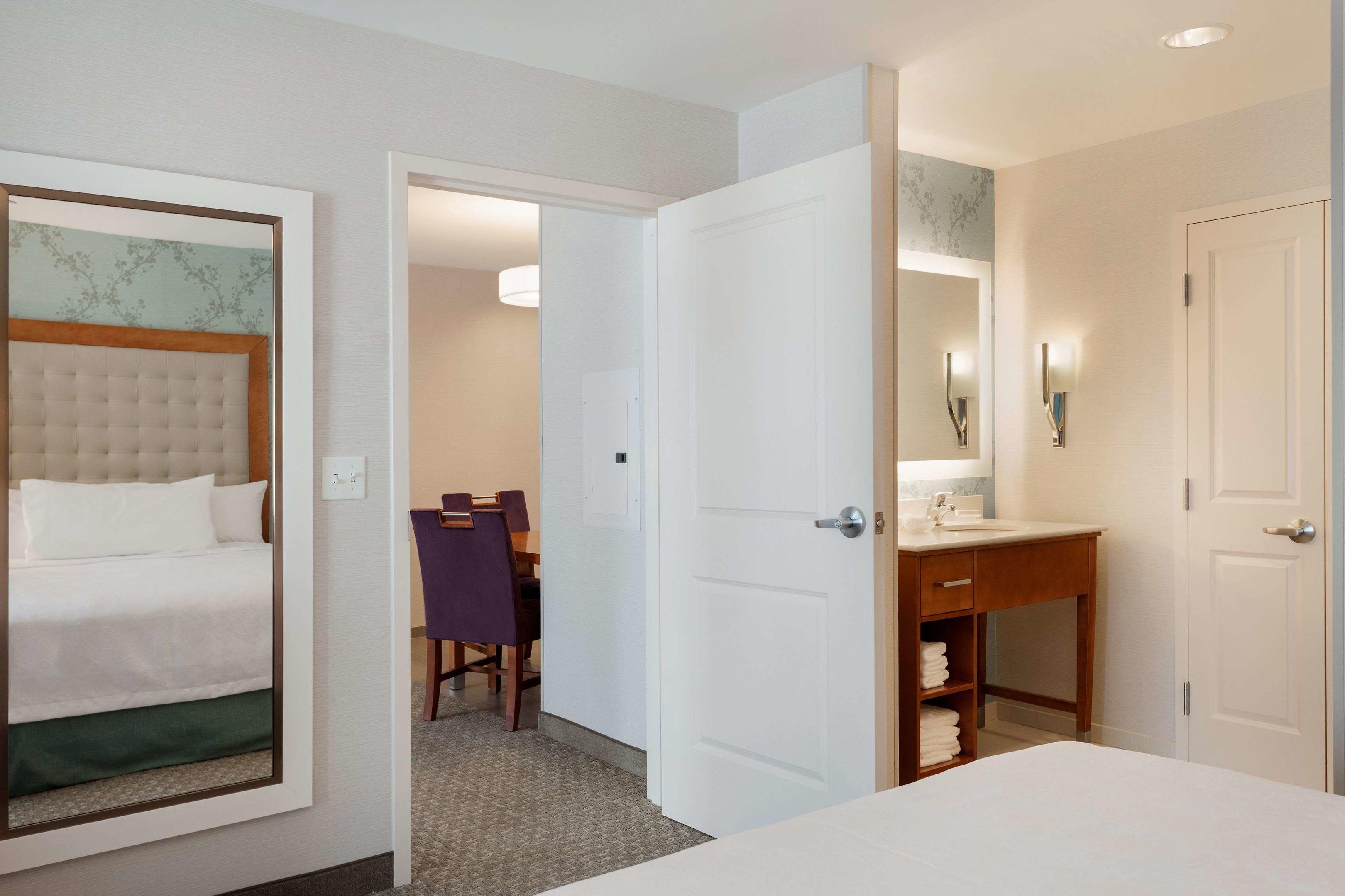 Homewood Suites by Hilton Gateway Hills Nashua — photo 5