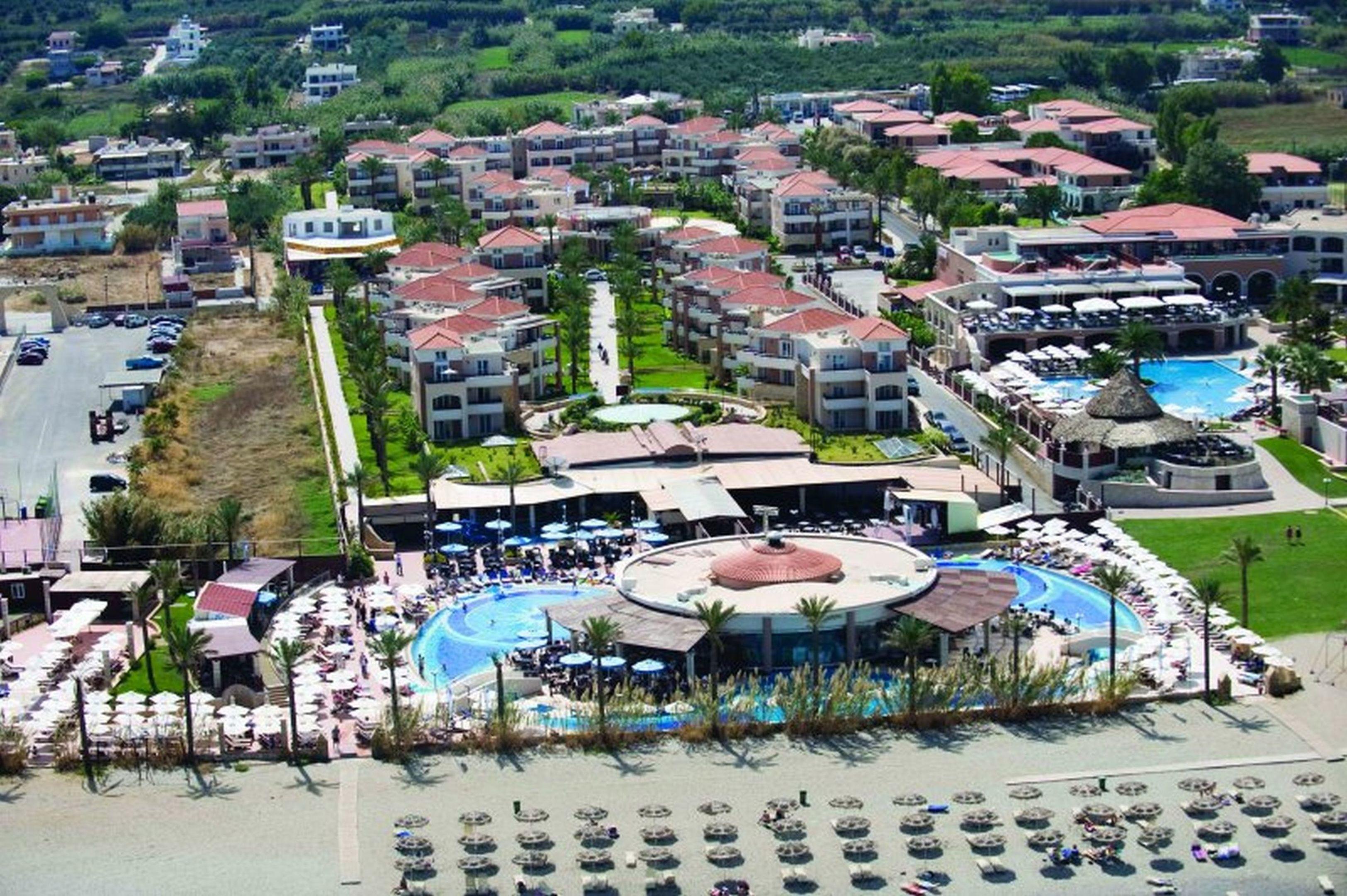 Atlantica Caldera Beach — photo 5