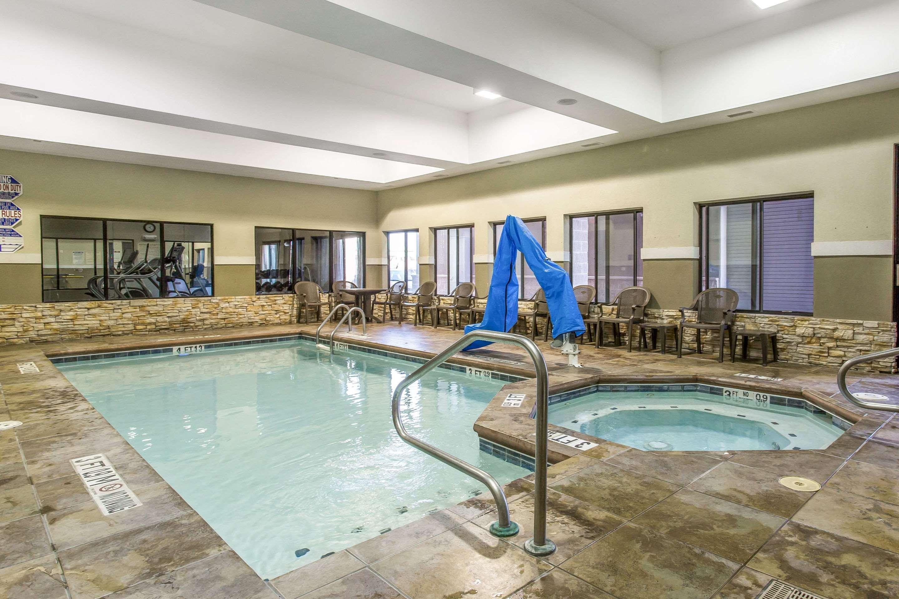 Sleep Inn & Suites West Medical Center — photo 4