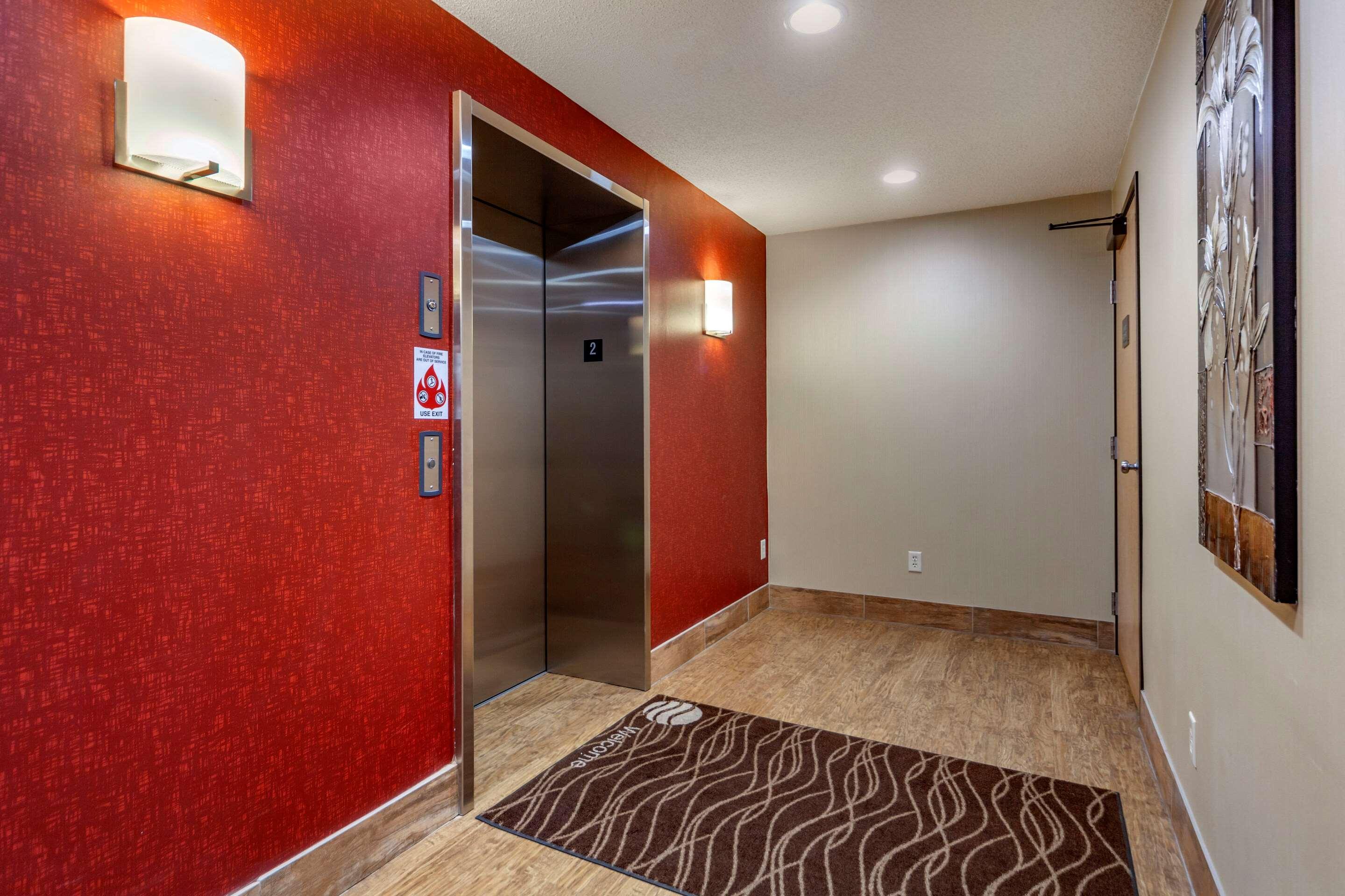 Comfort Inn — photo 5