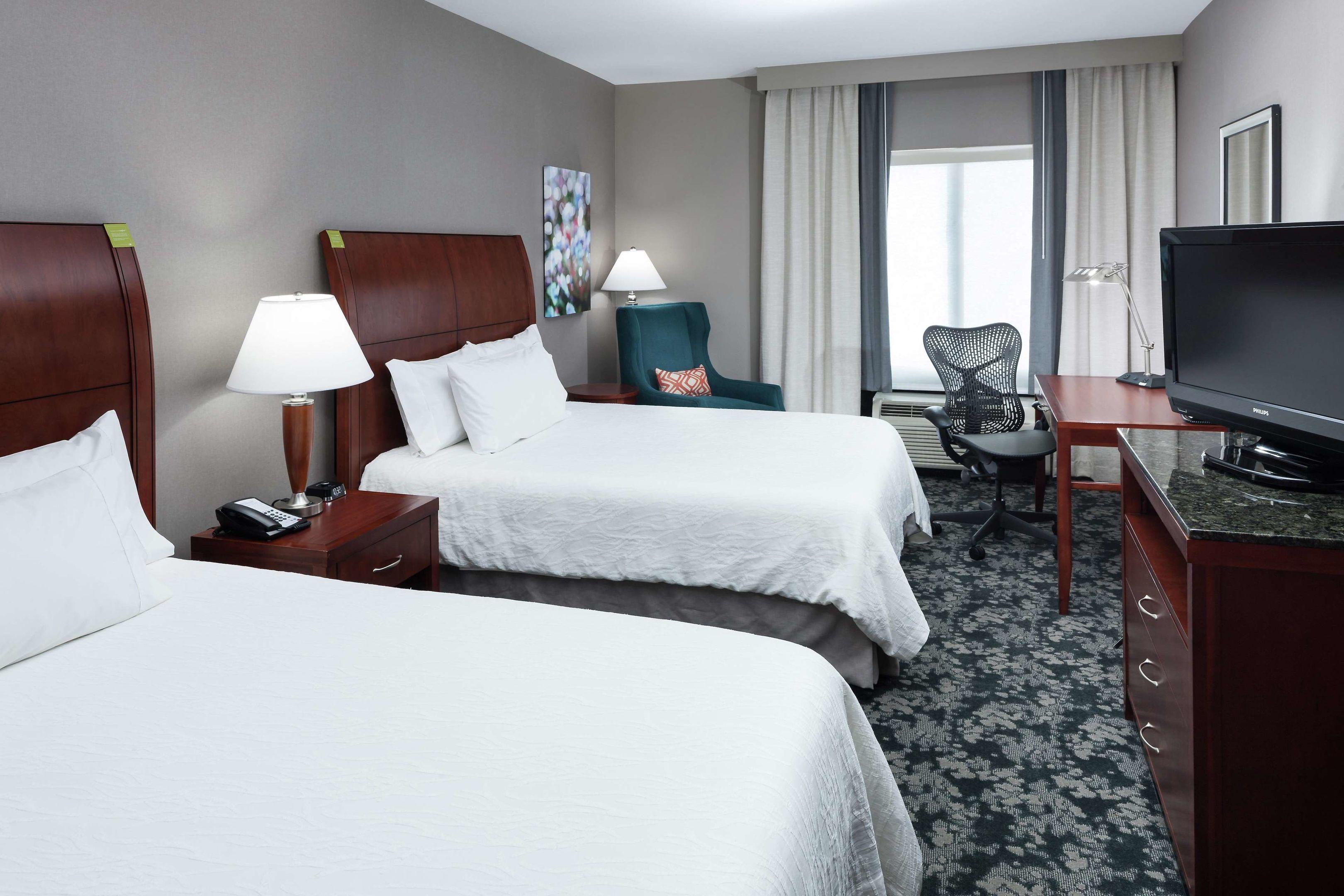 Hilton Garden Inn Lake Forest Mettawa — photo 5