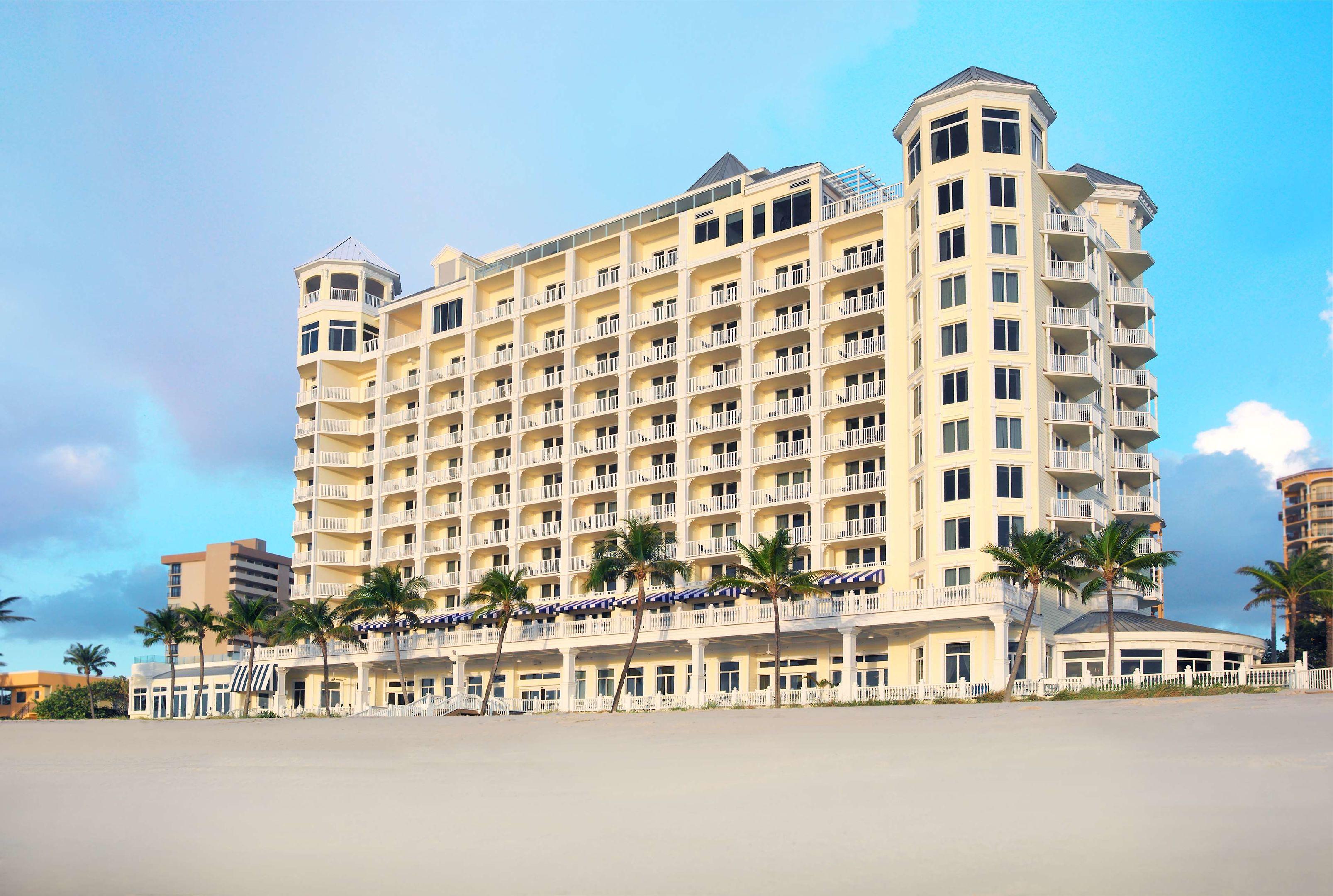 Pelican Grand Beach Resort — photo 4