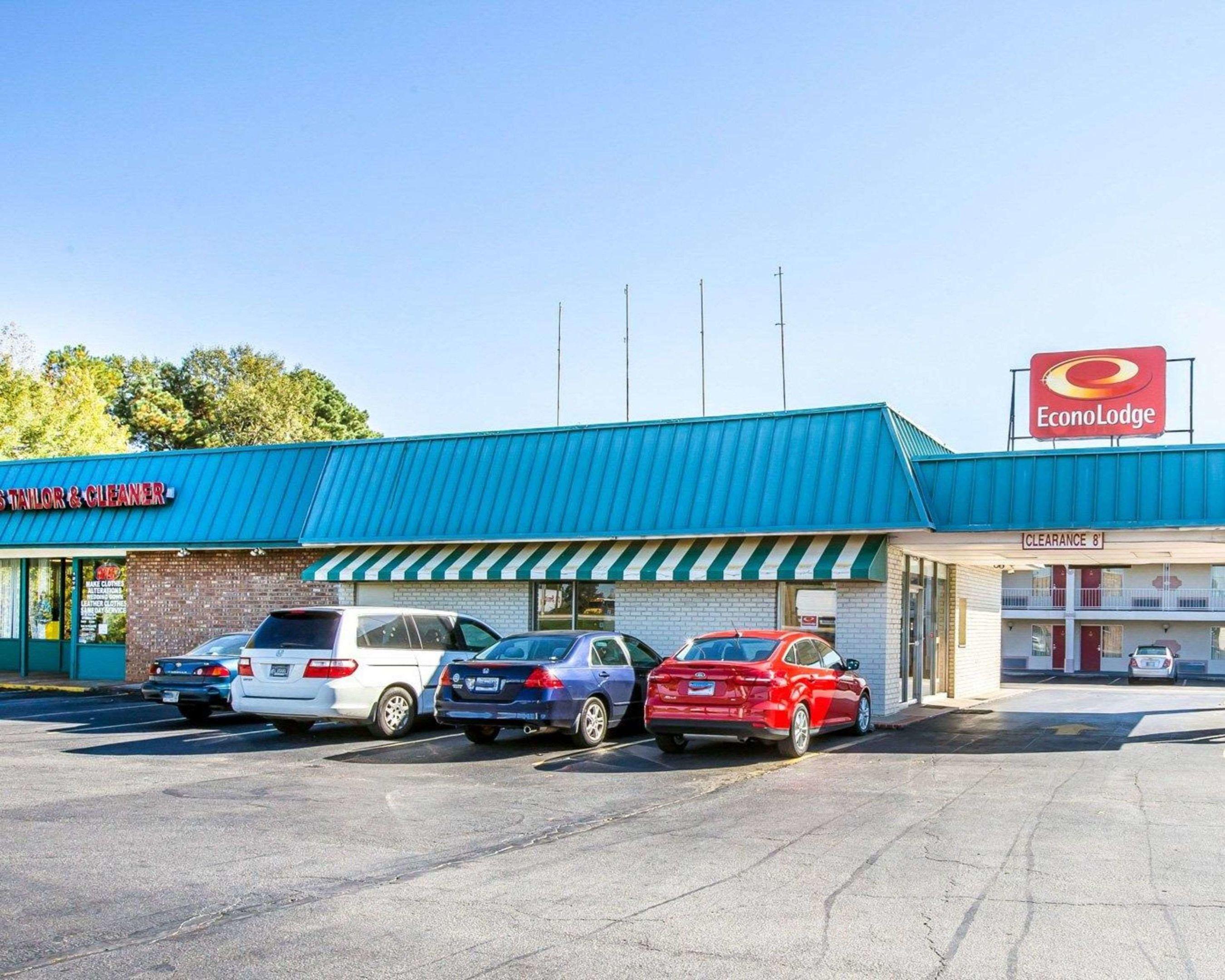 Econo Lodge McDonough — photo 4