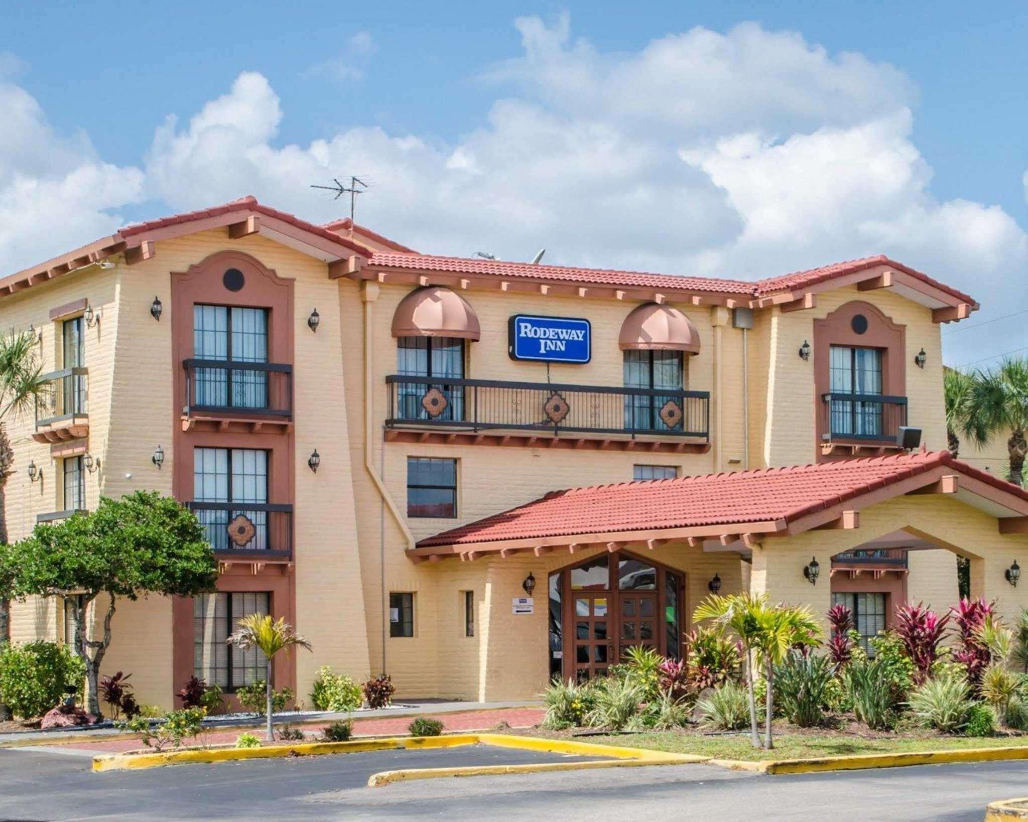 Rodeway Inn Near Ybor City - Casino — photo 5