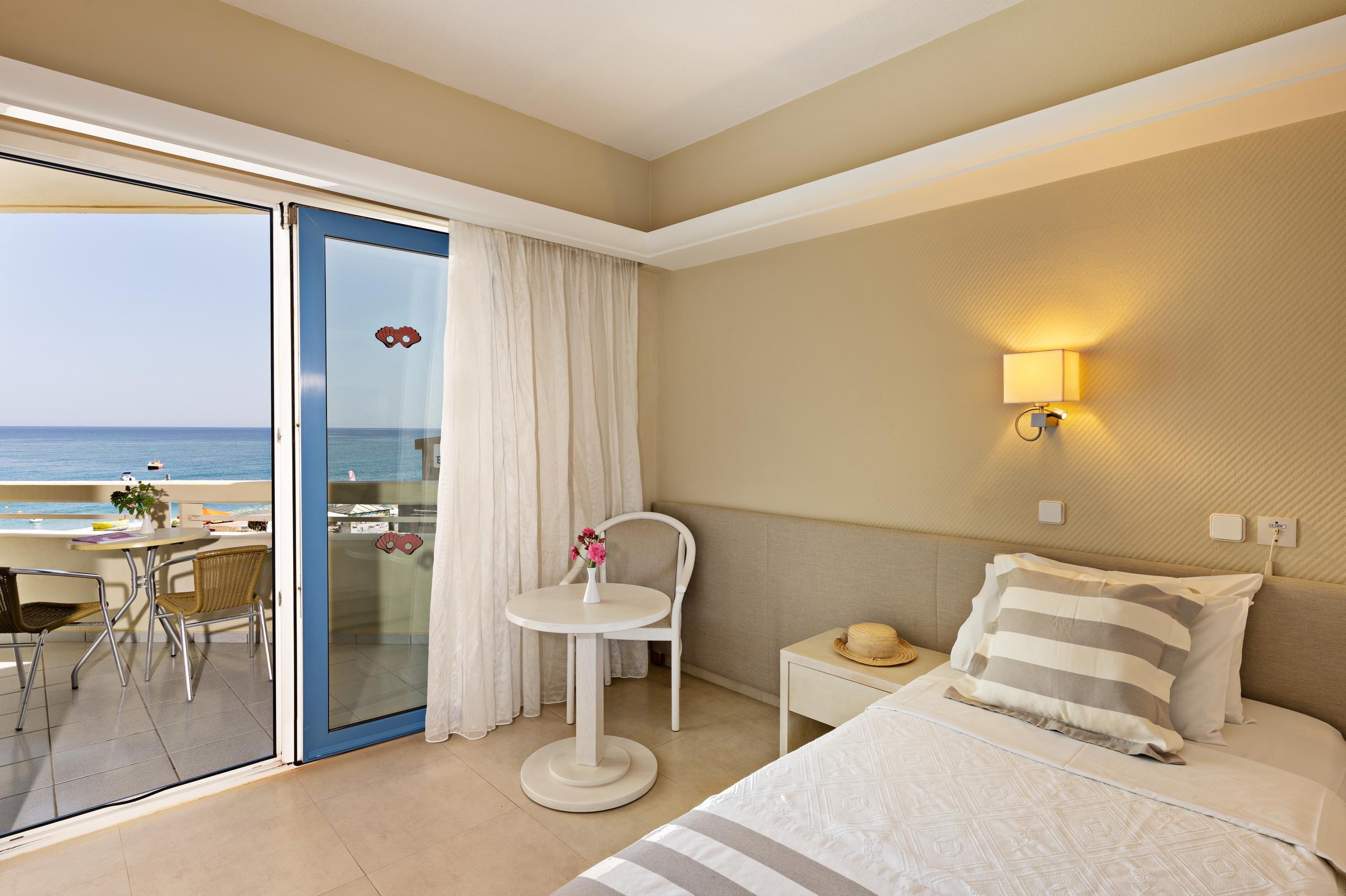 Pearl Beach Hotel — photo 4