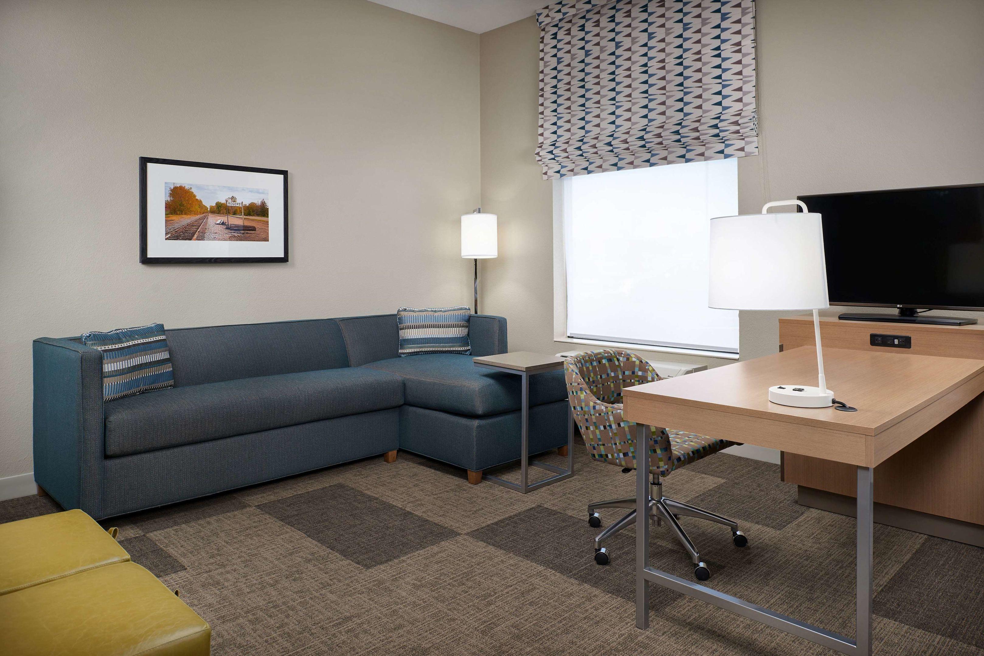 Hampton Inn & Suites Rogers — photo 5