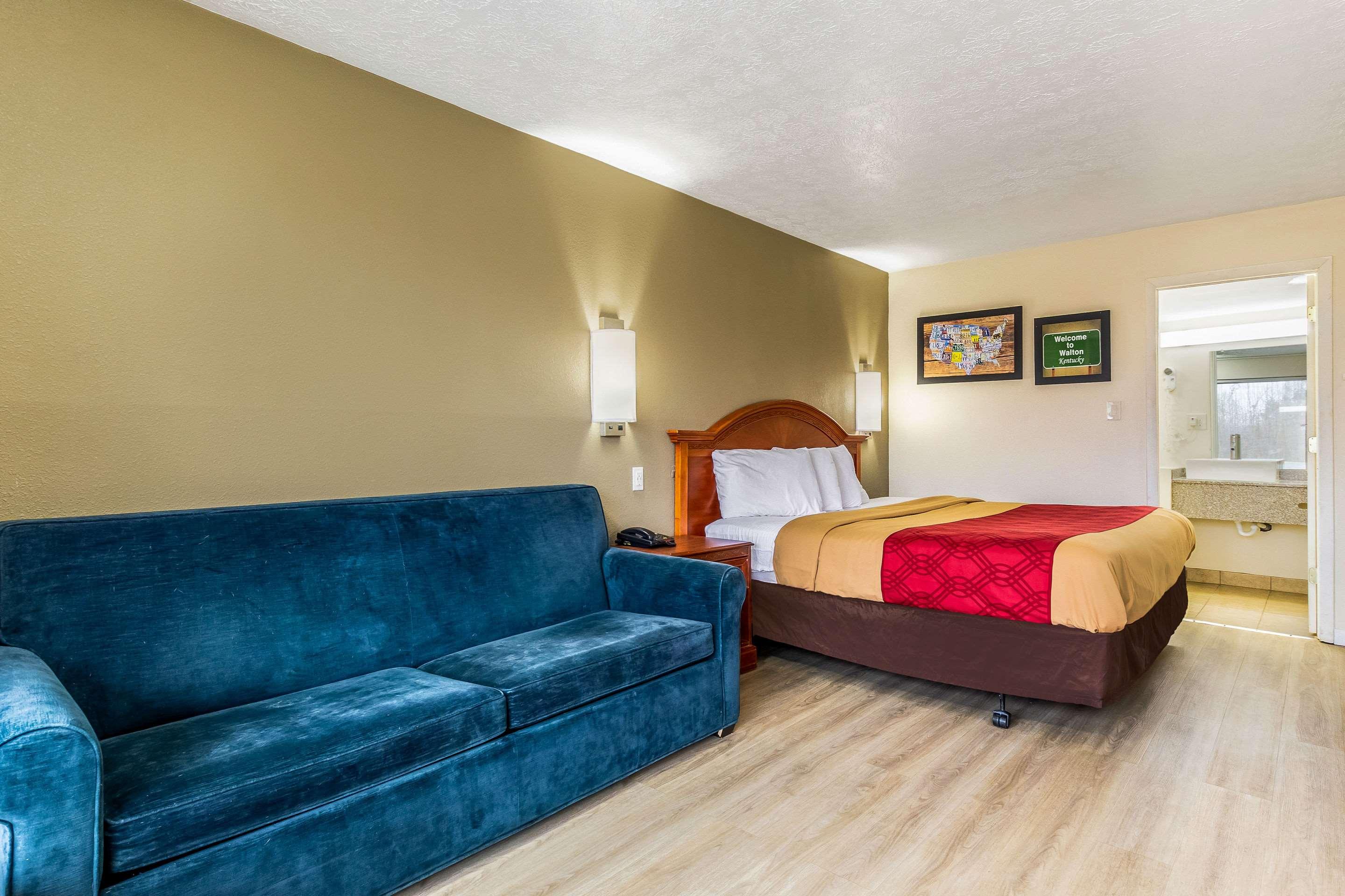 Econo Lodge Richwood — photo 5