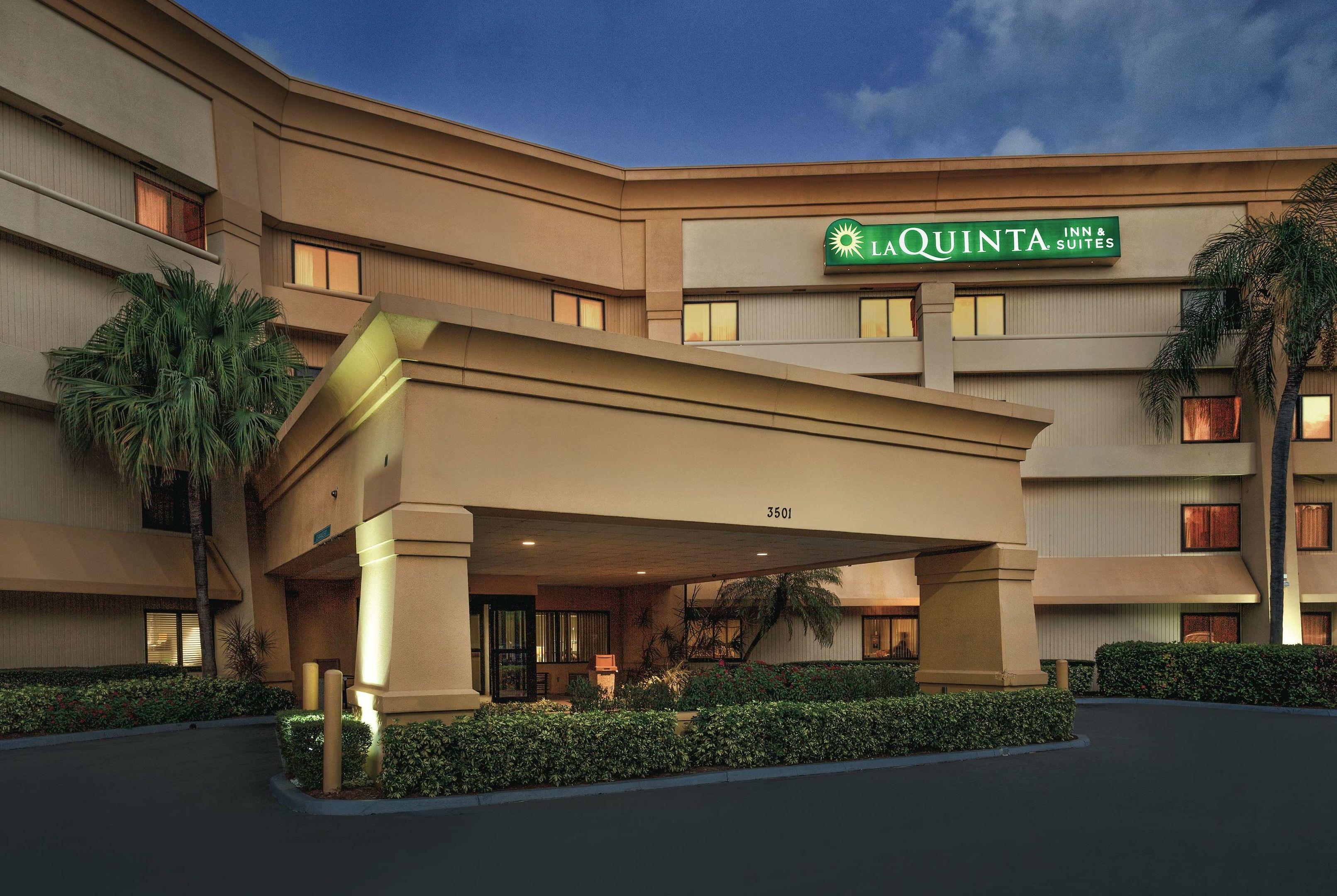 La Quinta Inn & Suites Miami Airport East — photo 5