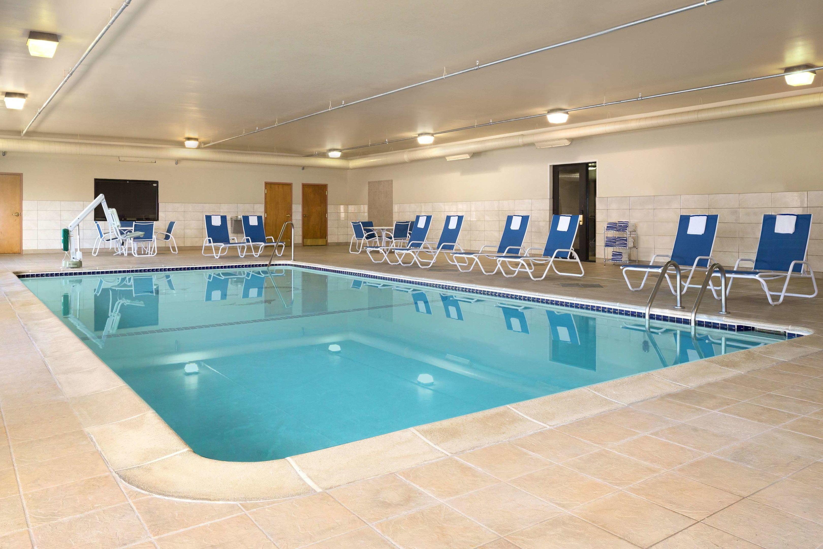 Hampton Inn & Suites Detroit Sterling Heights — photo 5