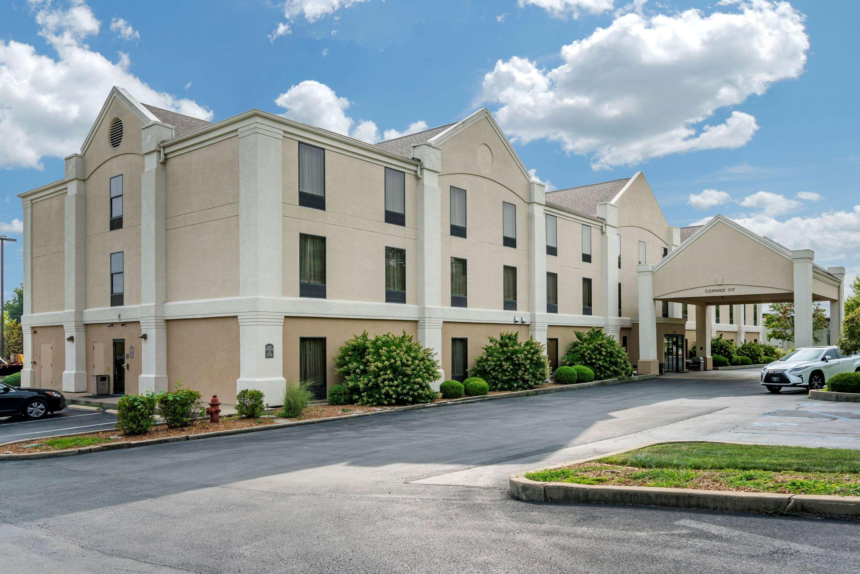 Comfort Inn Near Six Flags St. Louis — photo 4