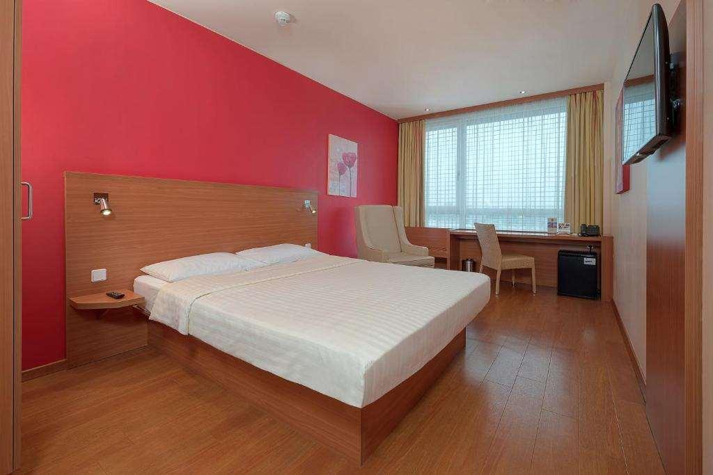 Star Inn Hotel Salzburg Airport-Messe — photo 5