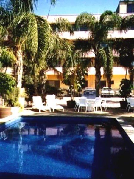 Adelaide Meridien Hotel & Apartments — photo 4