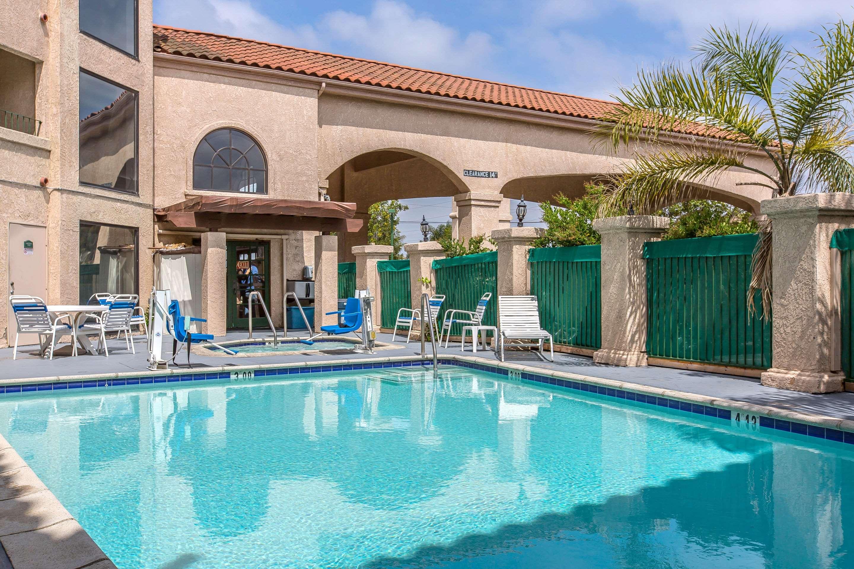 Quality Inn & Suites Camarillo — photo 3