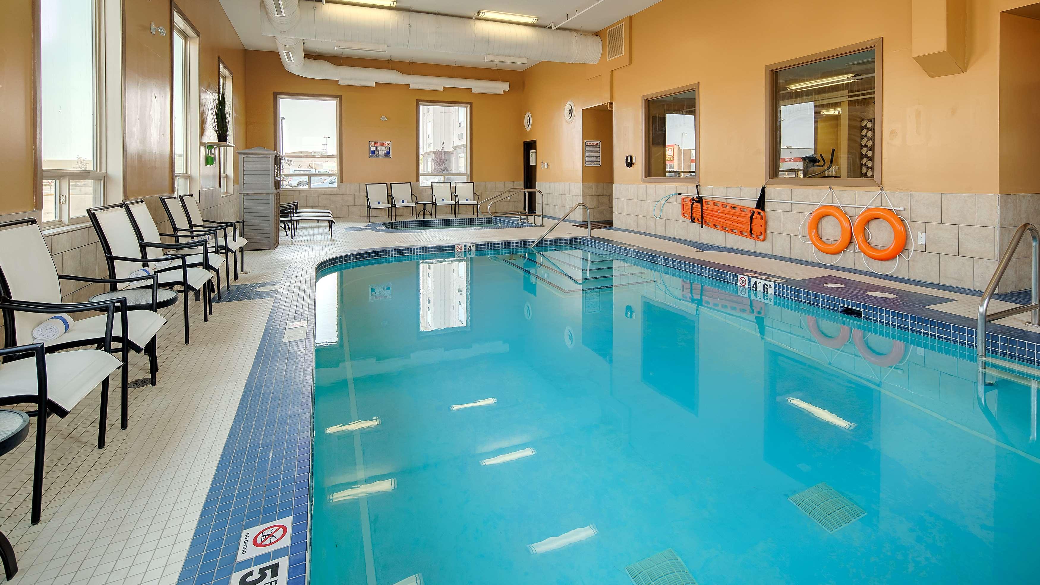 Best Western Plus Estevan Inn & Suites — photo 4