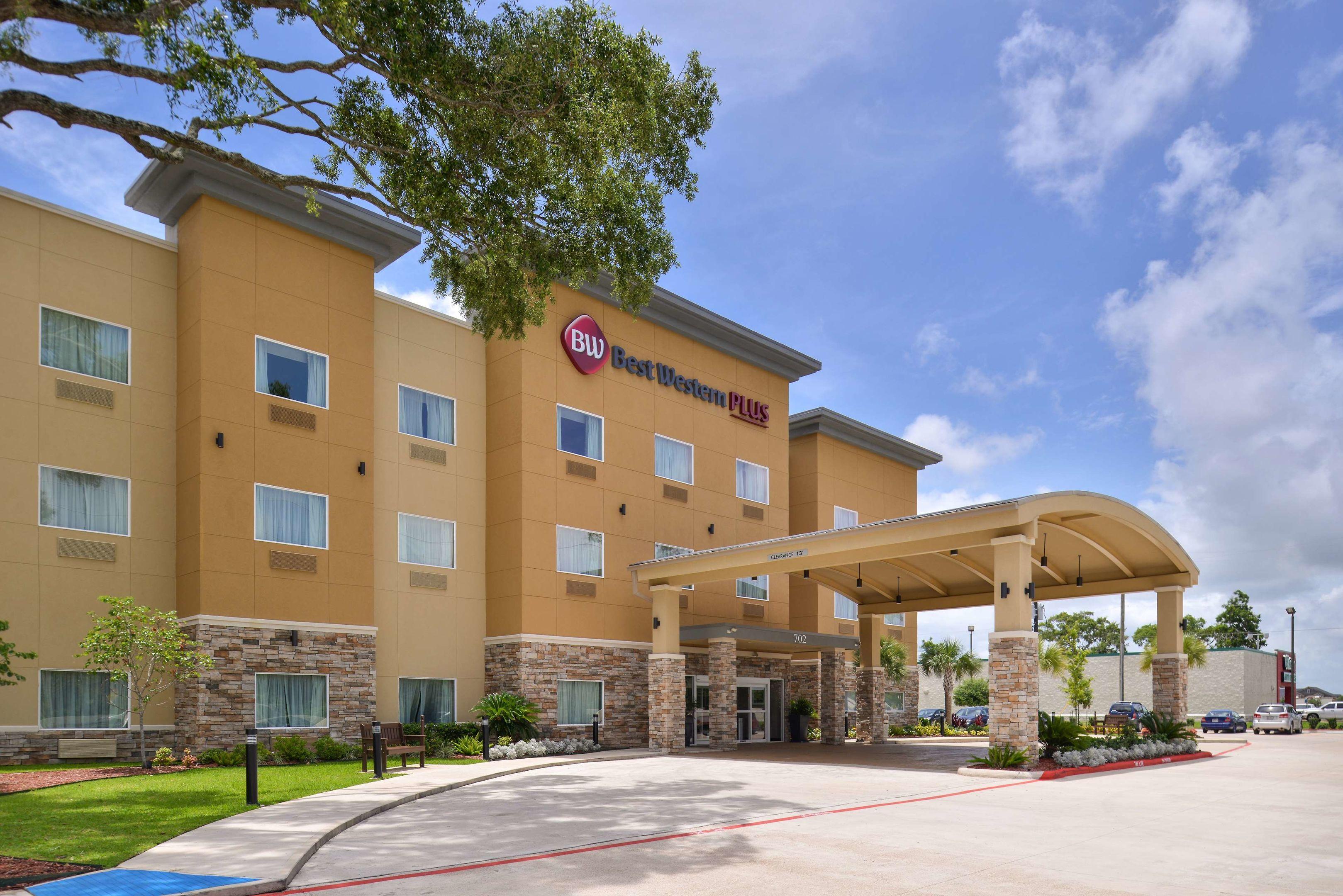 Best Western Plus Lake Jackson Inn & Suites — photo 3