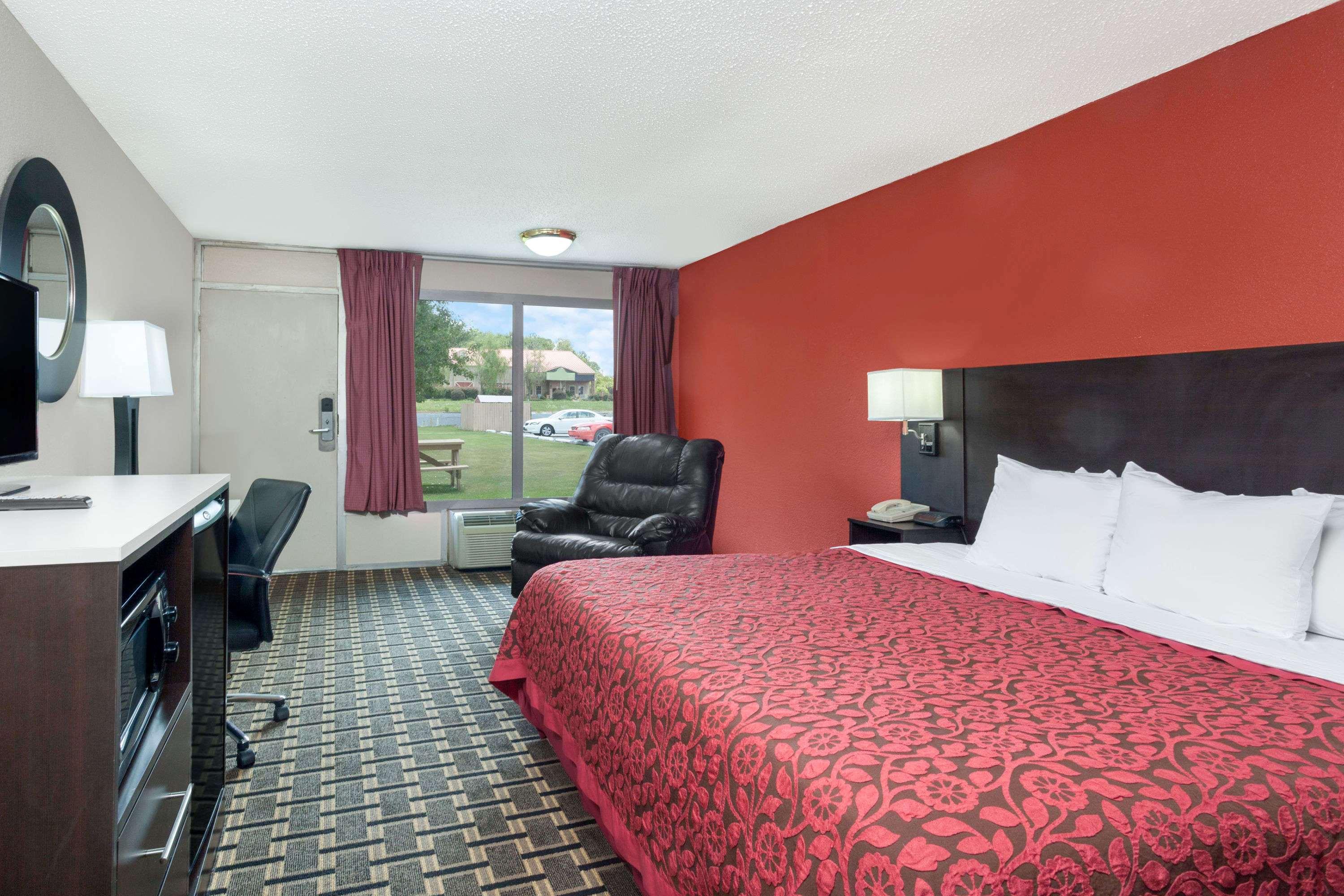 Days Inn Cullman — photo 4