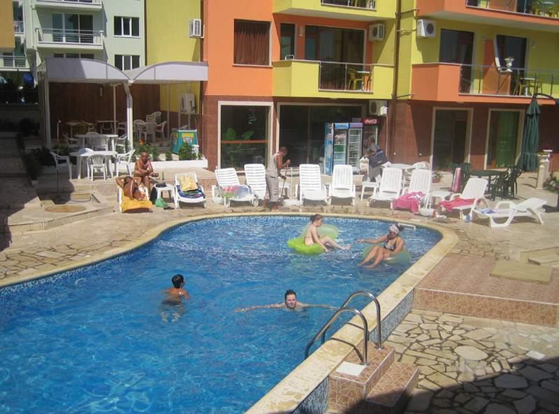 Ralitsa Vlas Apartments — photo 3