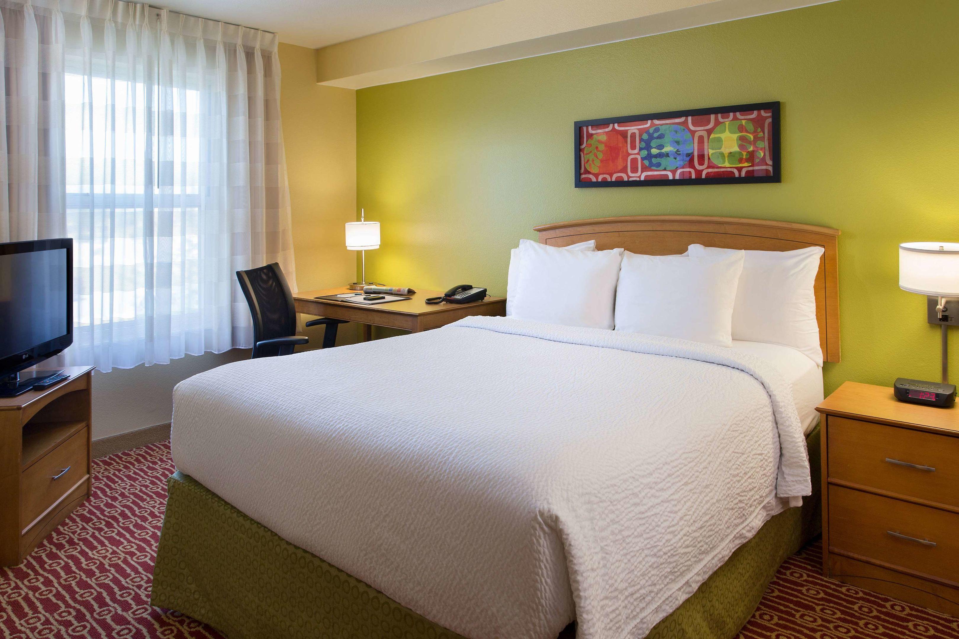 Sonesta Simply Suites Scottsdale North — photo 3