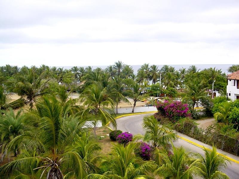 Hotel Puerta Del Sol - Playa El Agua — photo 4