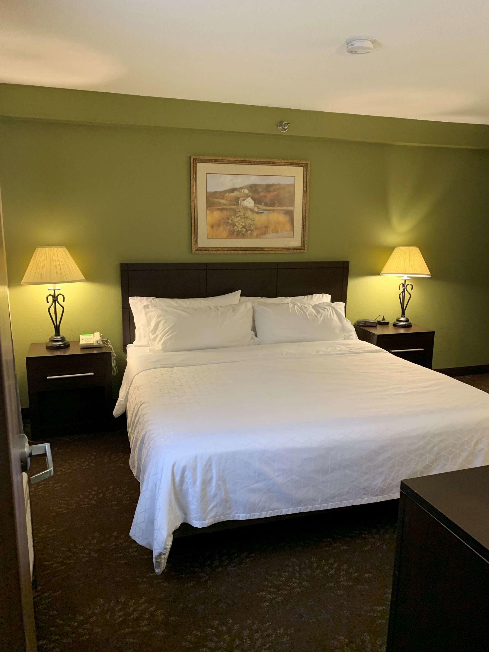 SureStay Plus Hotel by Best Western Watertown — photo 5