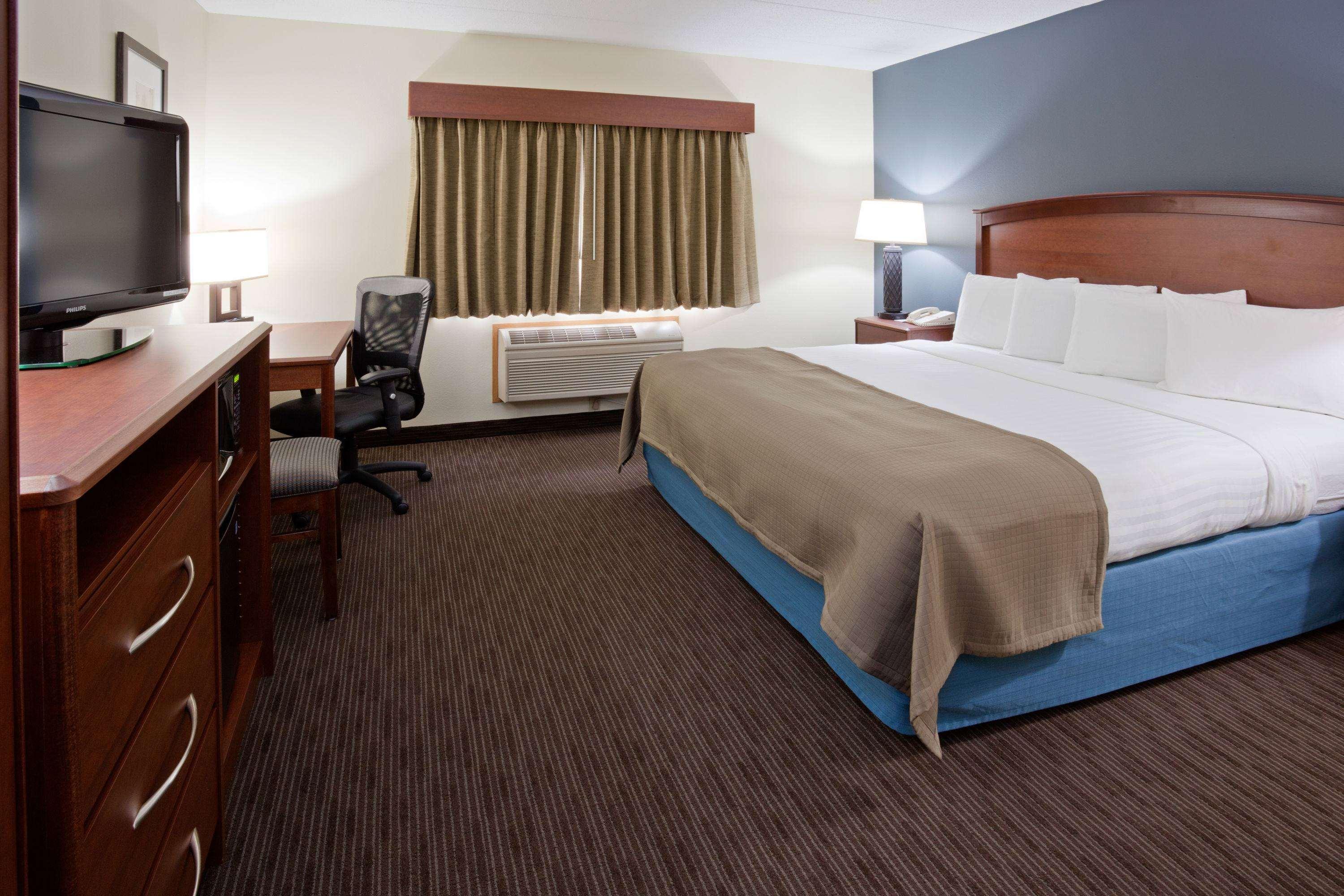 AmericInn Lodge & Suites Princeton — photo 3