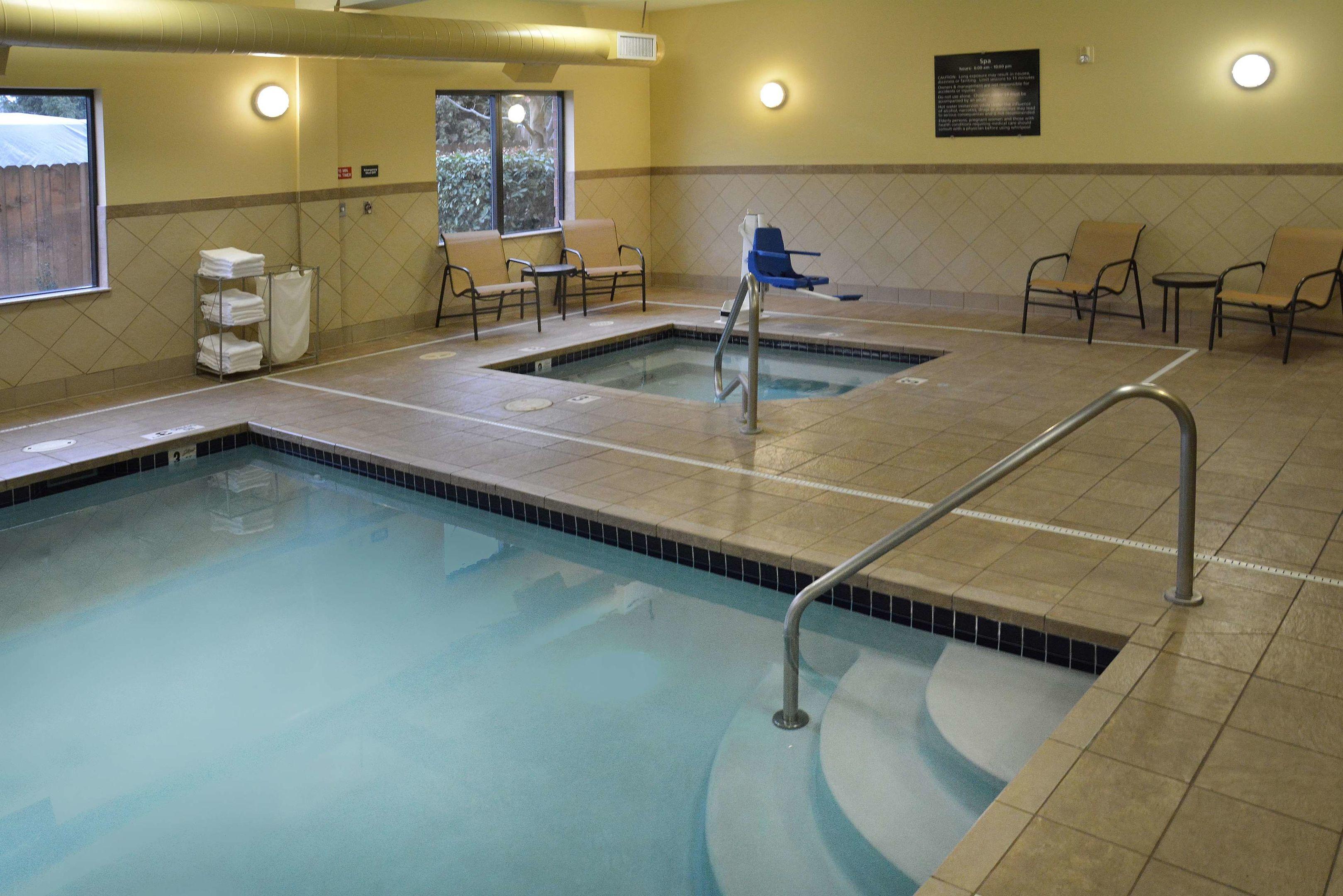 Hampton Inn Medford — photo 3