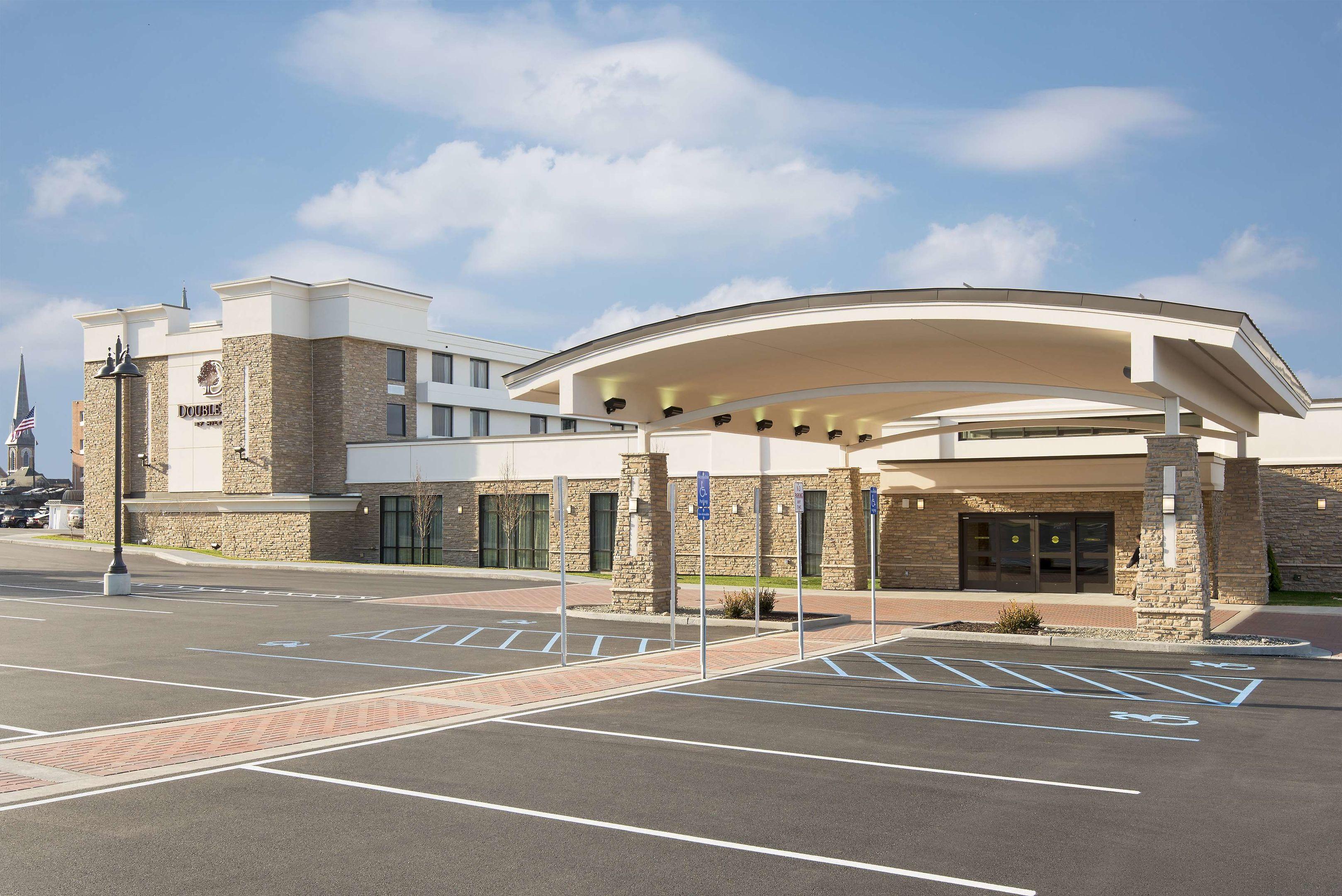 DoubleTree by Hilton Hotel Schenectady — photo 3