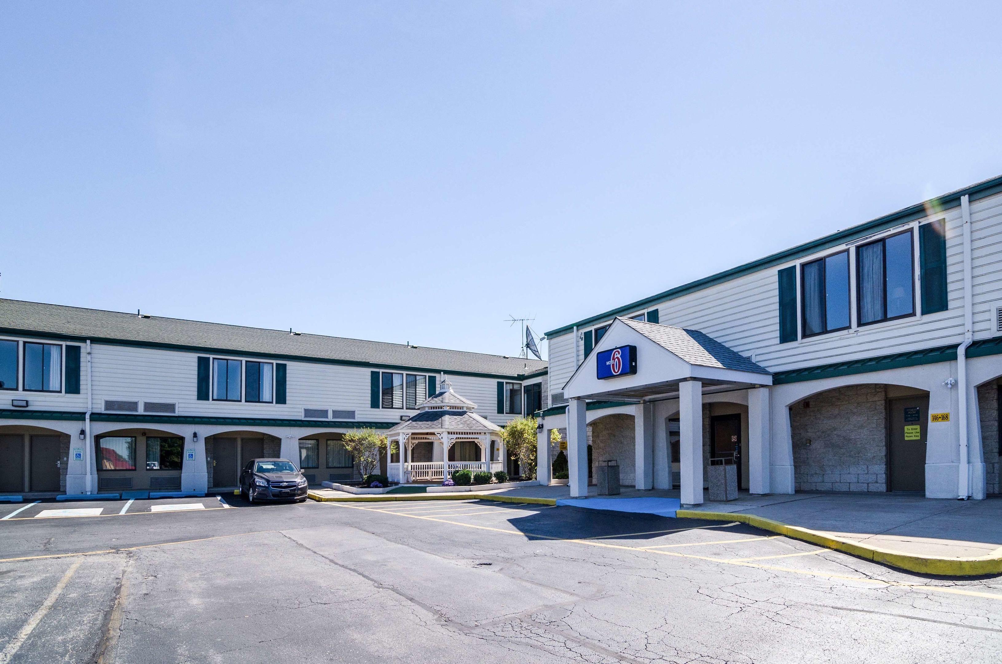 Motel 6 Newark — photo 4