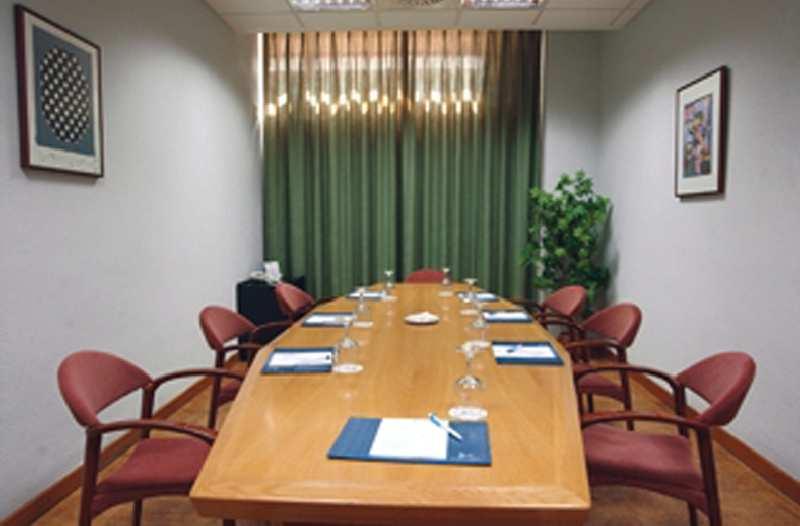 Hotel ILUNION Romareda — photo 5