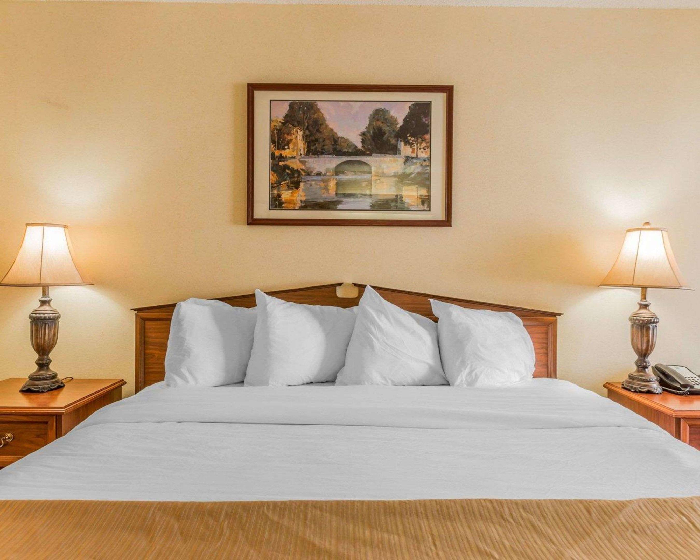 Quality Inn Sylacauga Hwy 280 — photo 5