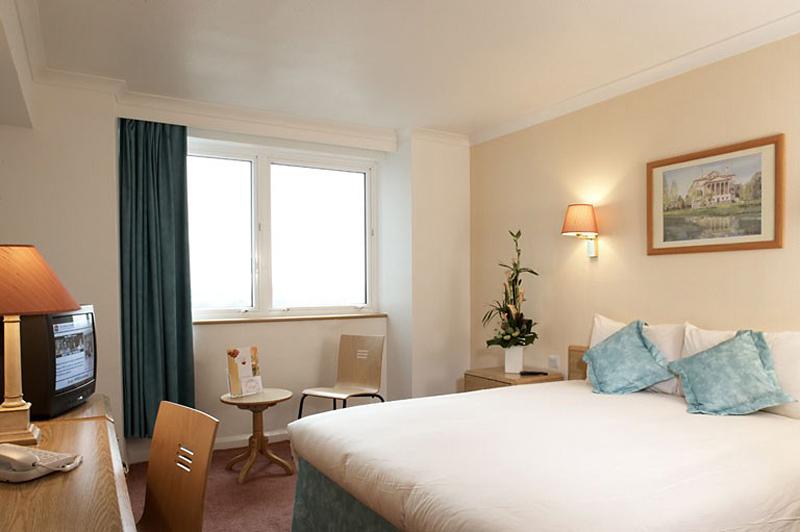 ibis London Earls Court Hotel — photo 5