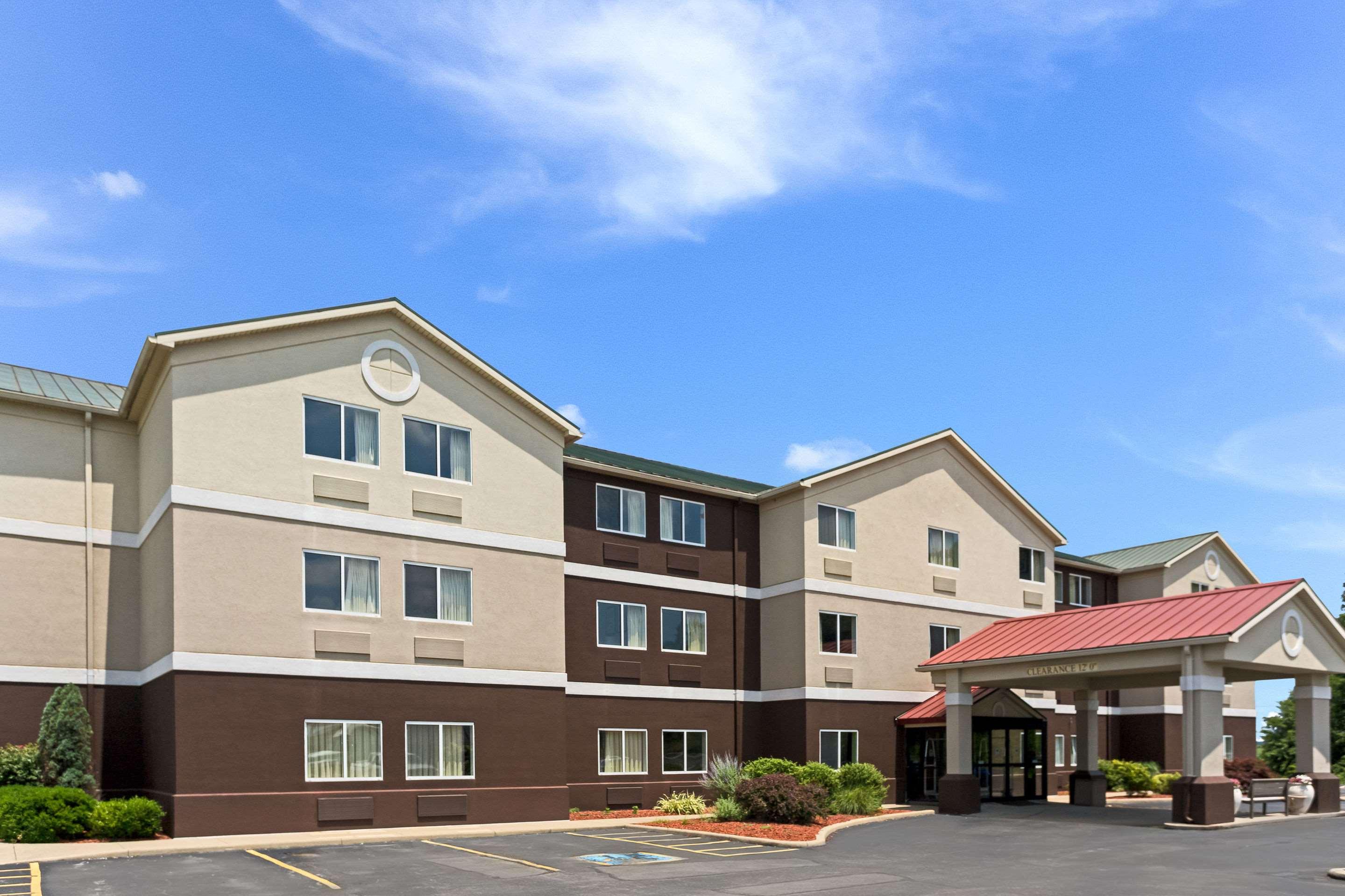 Quality Inn & Suites — photo 5